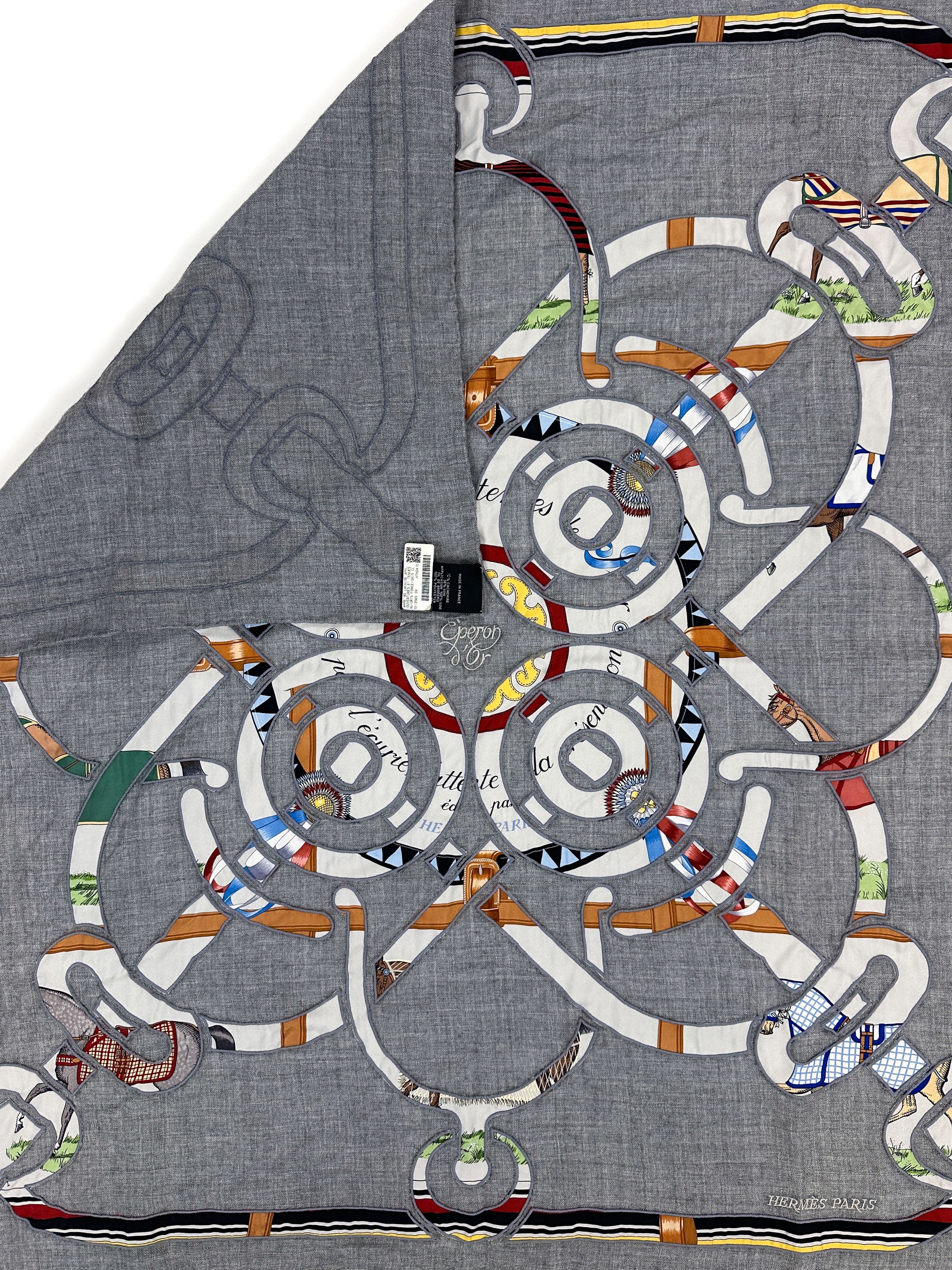 Hermès Eperons d'Or et Couvertures et Tenues de Jour Applique Cashmere Silk 90
