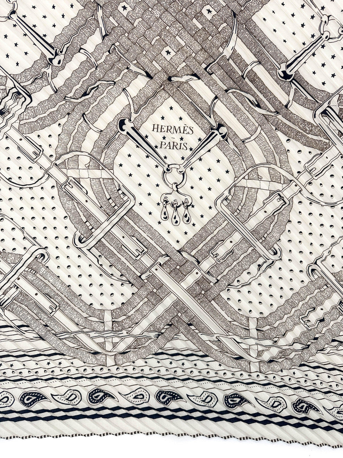 Hermès Mors à Jouets Bandana Cashmere Silk Plissé 140