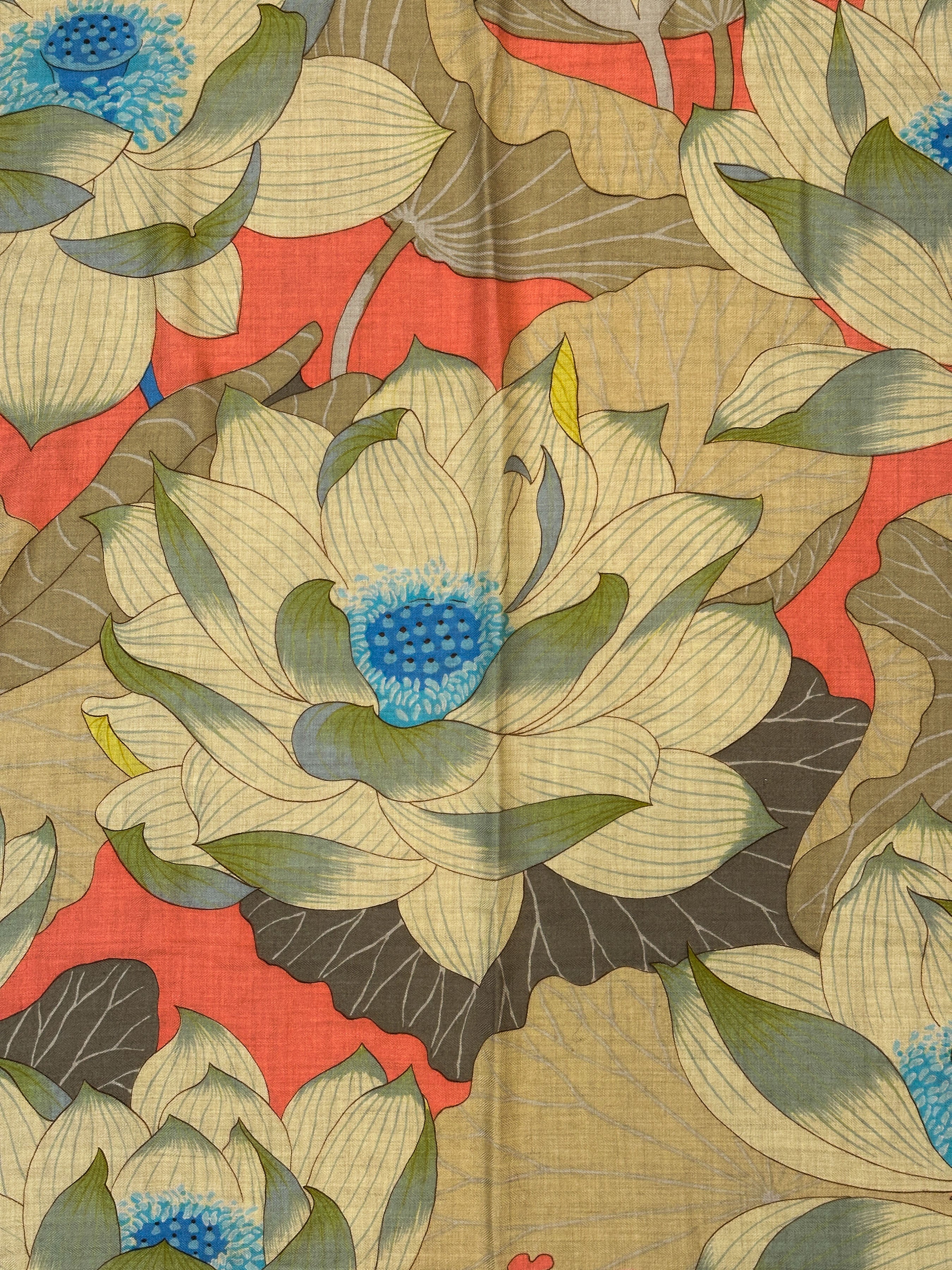 Hermès Fleurs de Lotus Cashmere Silk 140