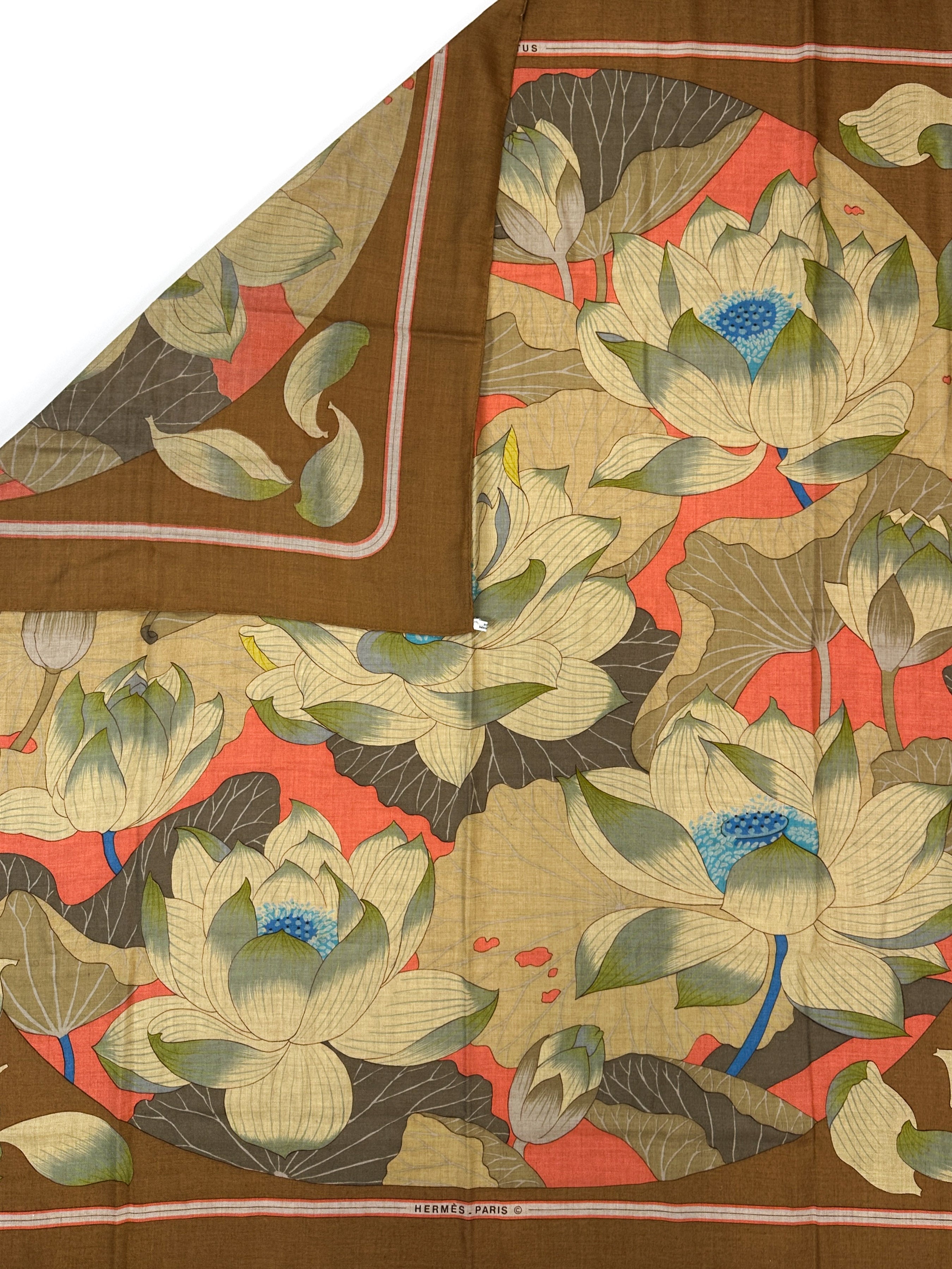 Hermès Fleurs de Lotus Cashmere Silk 140