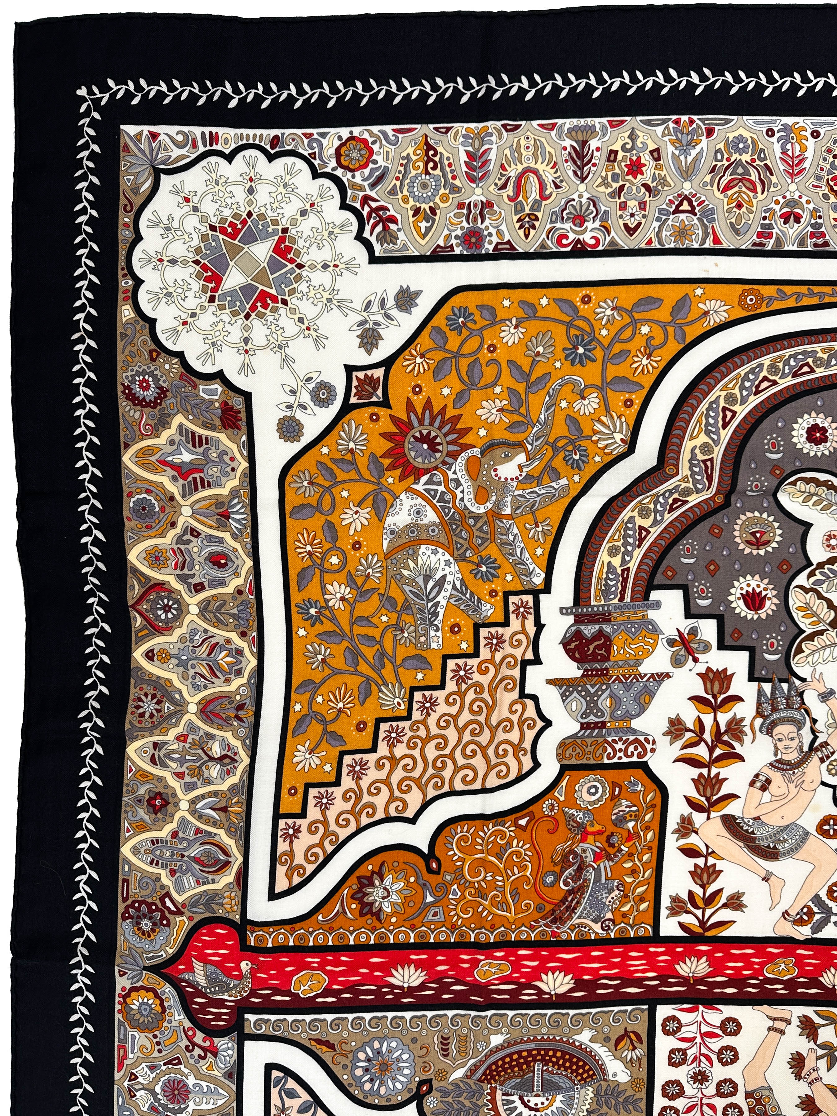 Hermès Aux Portes du Palais Cashmere Silk 140