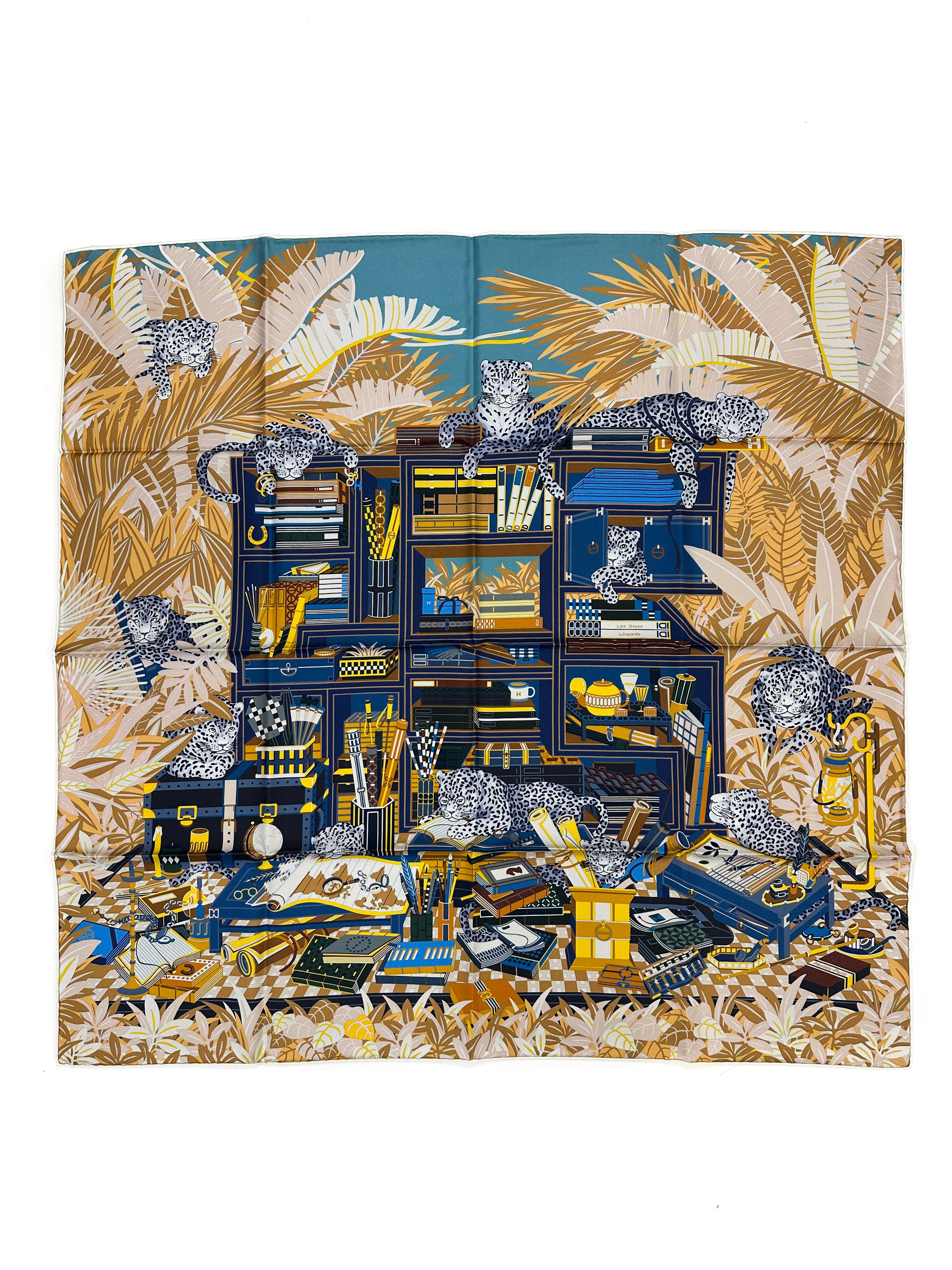 Hermès Douze Leopards Double Face 90