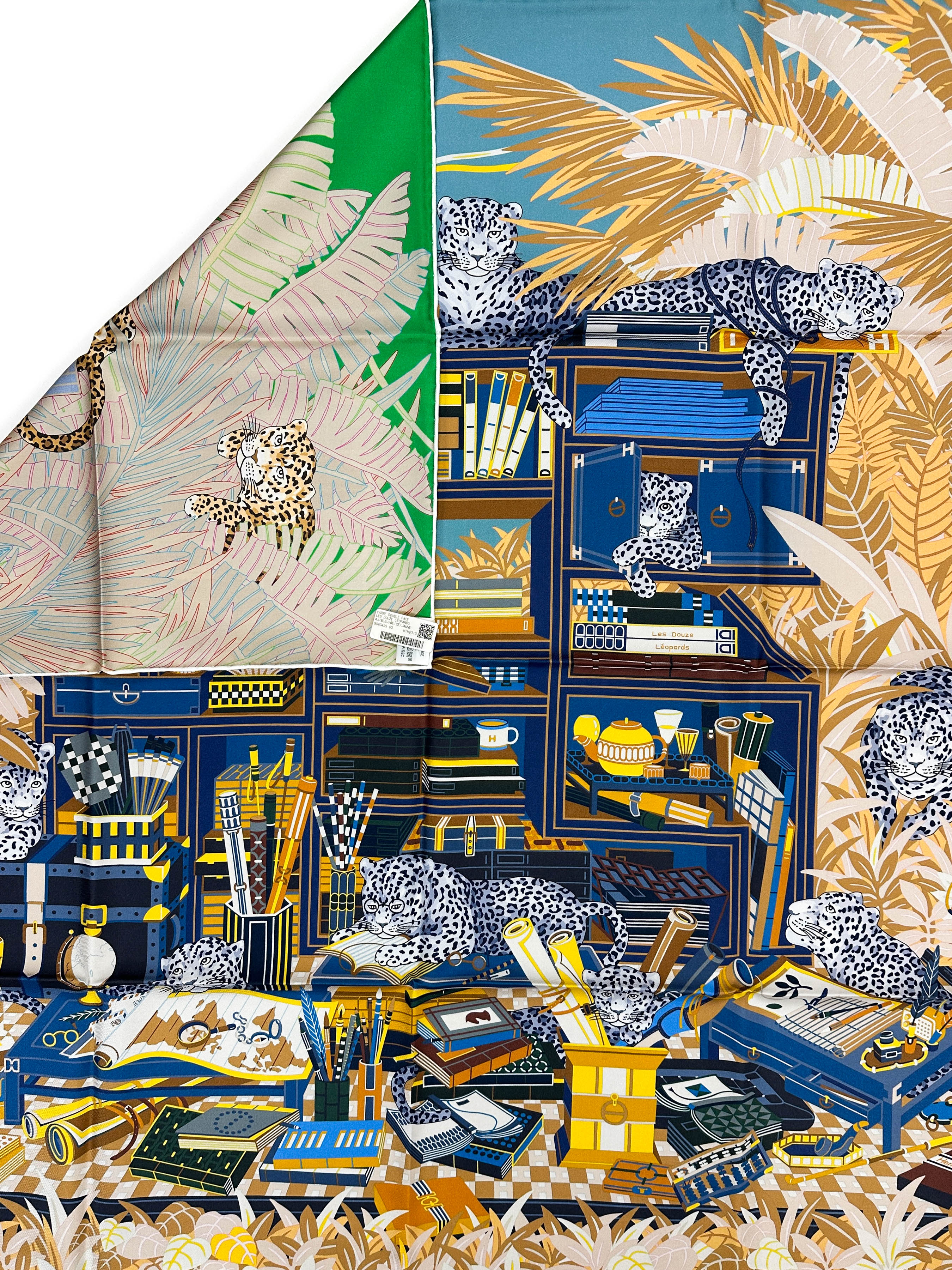 Hermès Douze Leopards Double Face 90