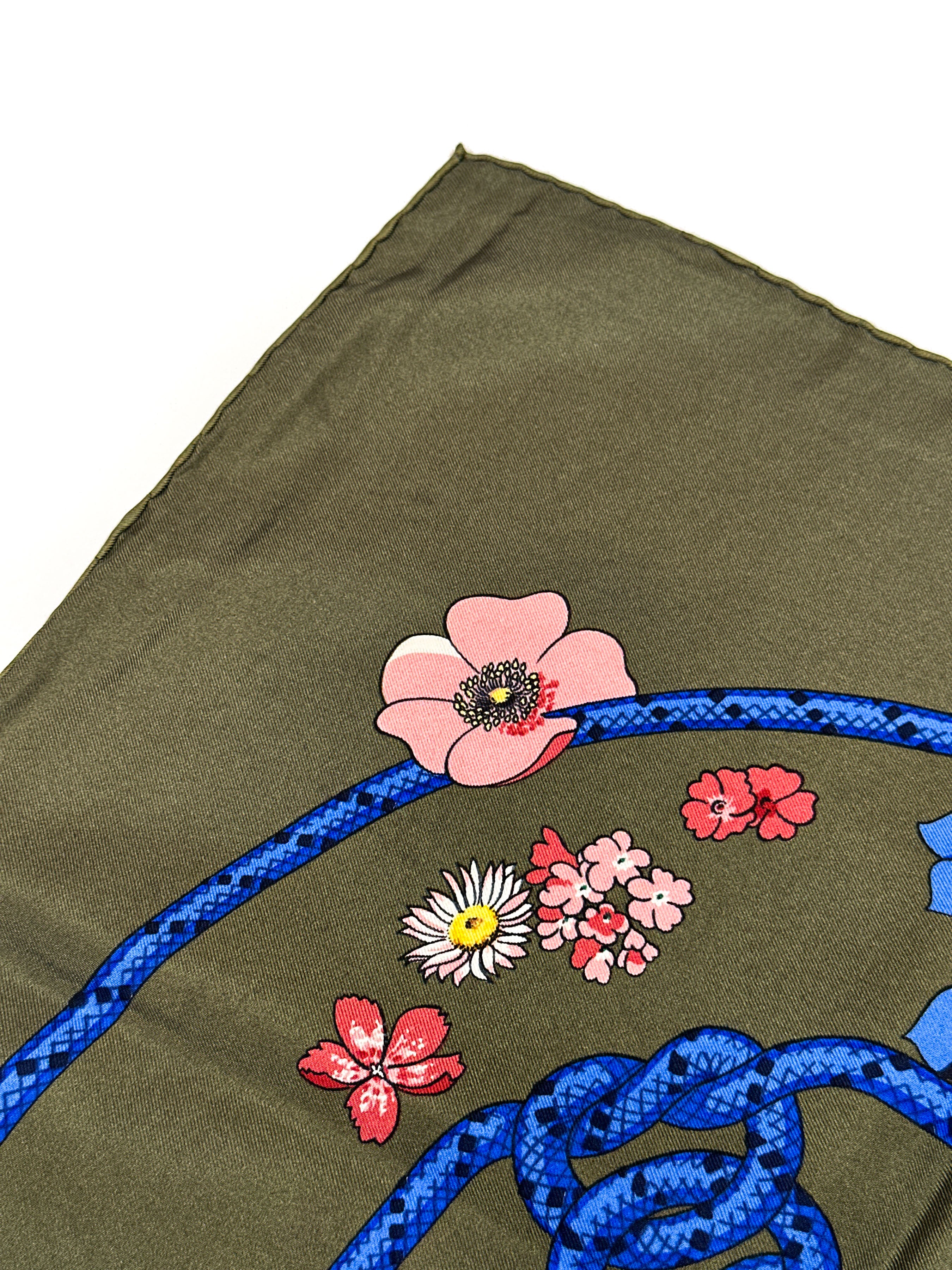 Hermès Fleurs de Montagne 90