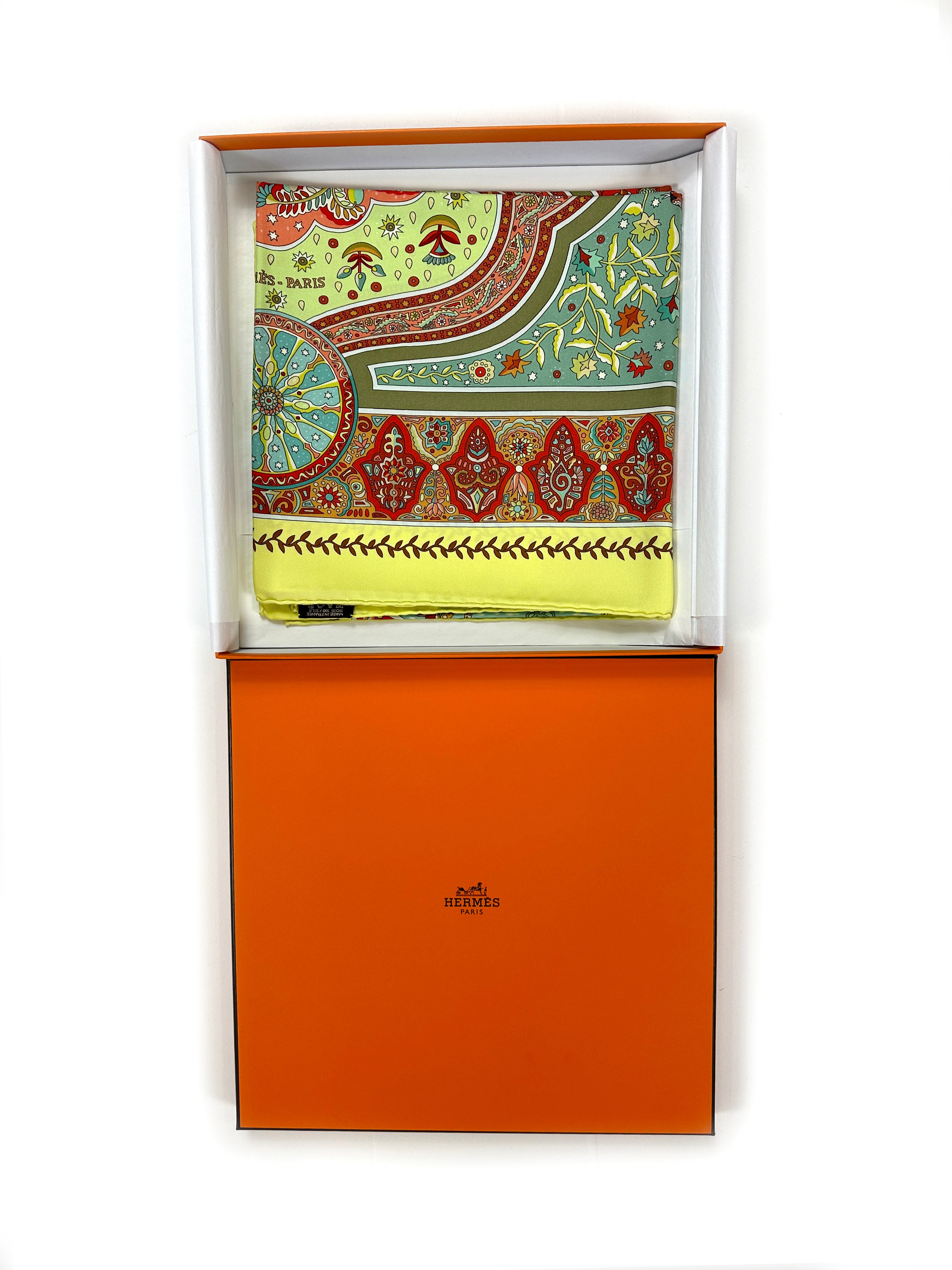 Hermès Aux Portes du Palais 90