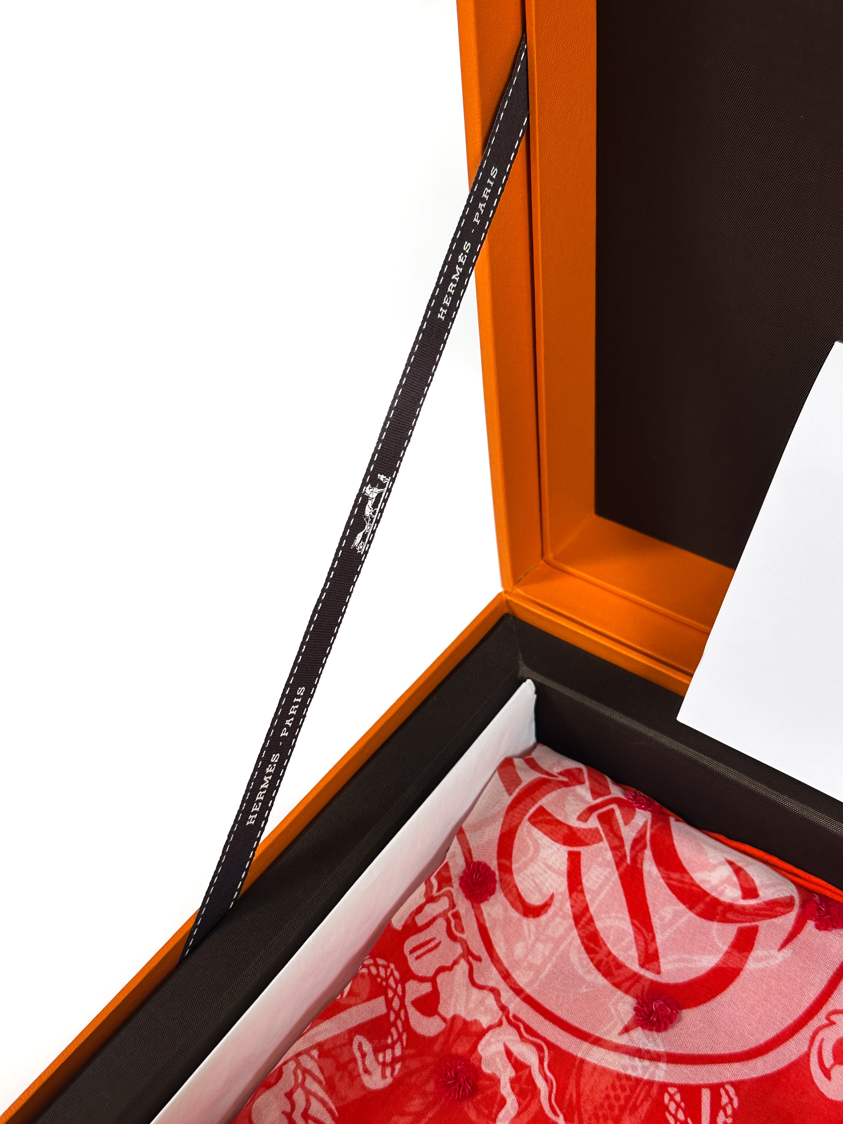Hermès Ex-Libris Au Pois Couture Exceptional Sequin Mousseline 90