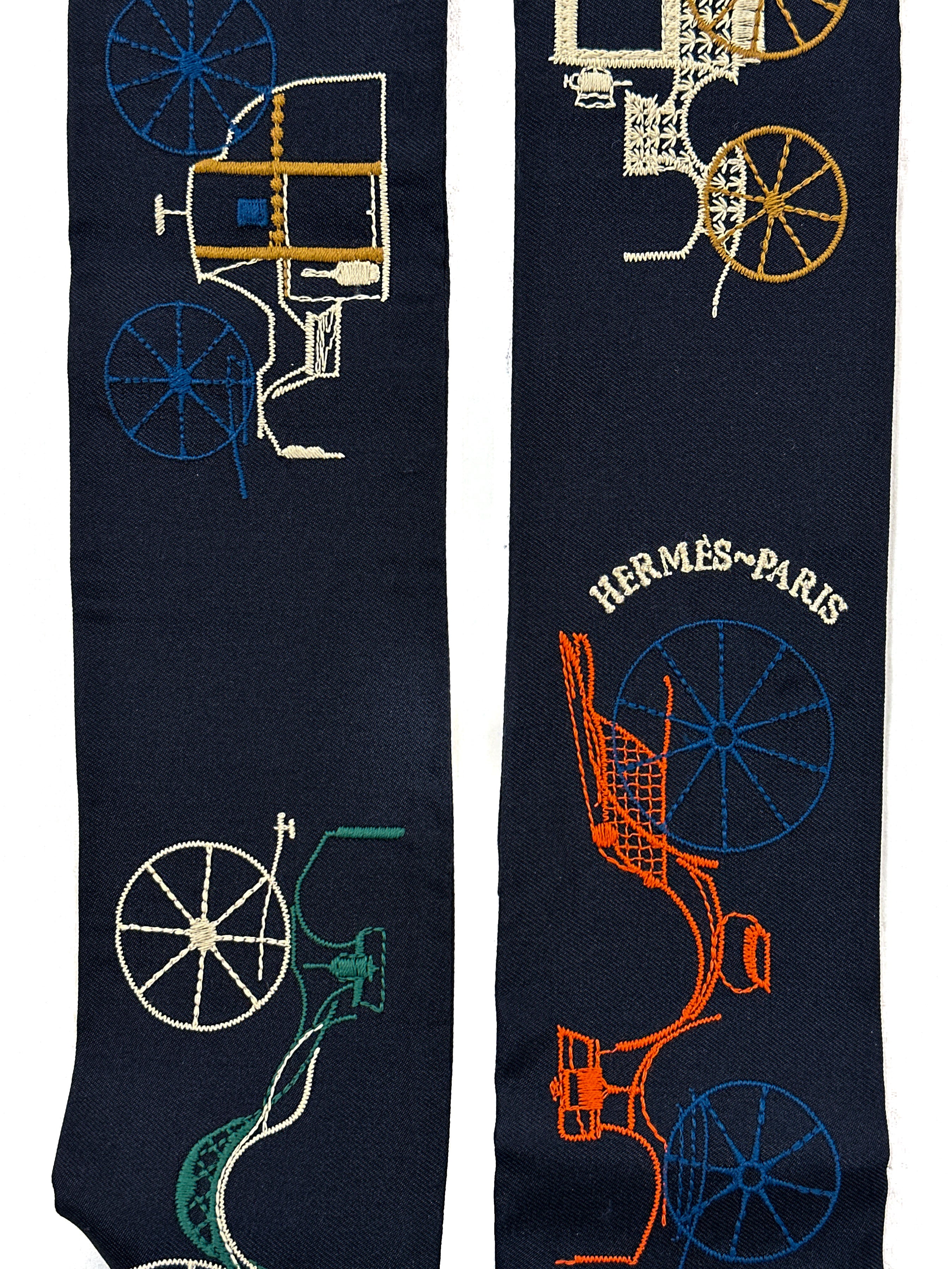 Hermès A Toute Berline ! Embroidered Long Twilly