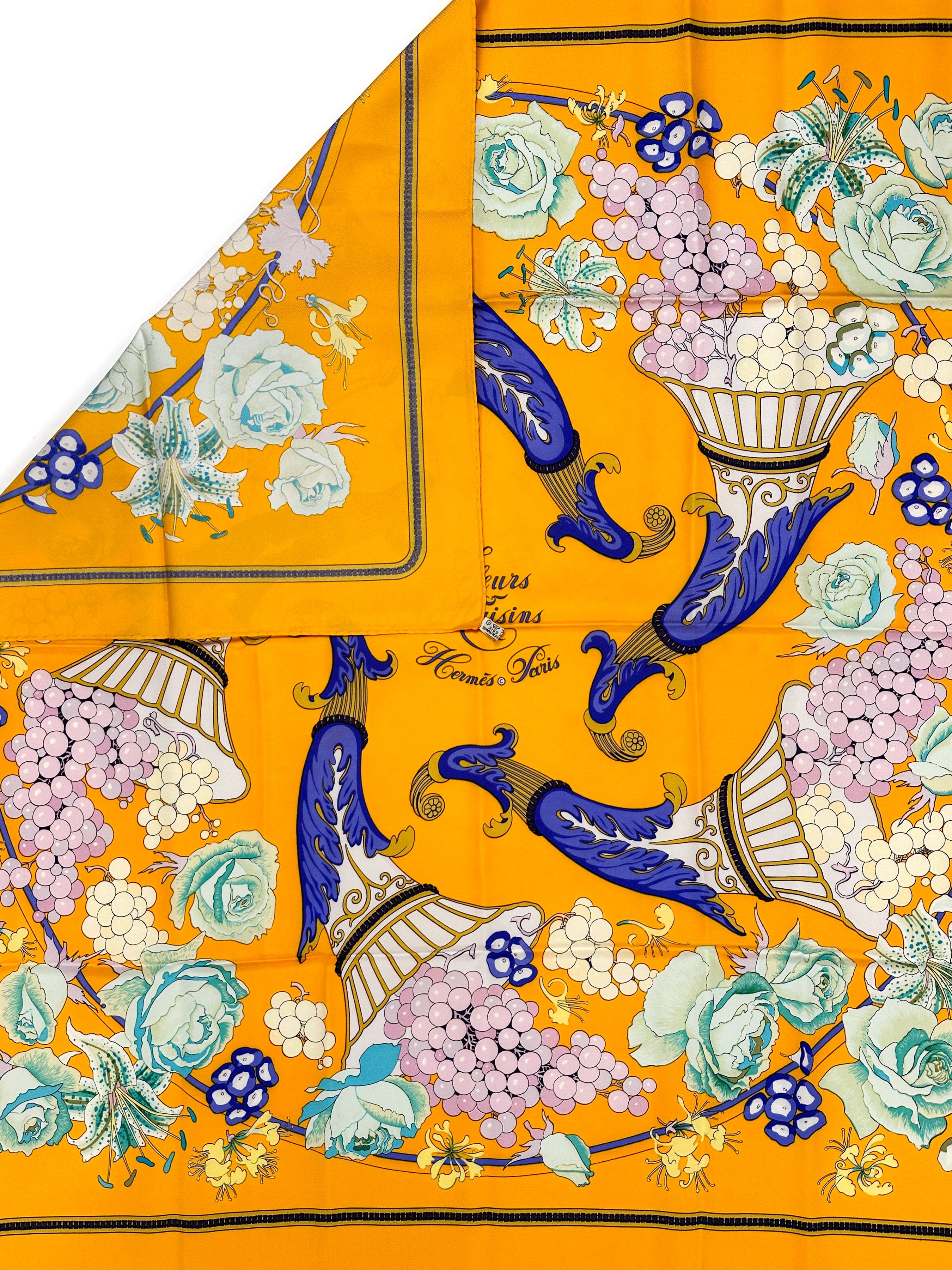 Hermès Fleurs et Raisins 90