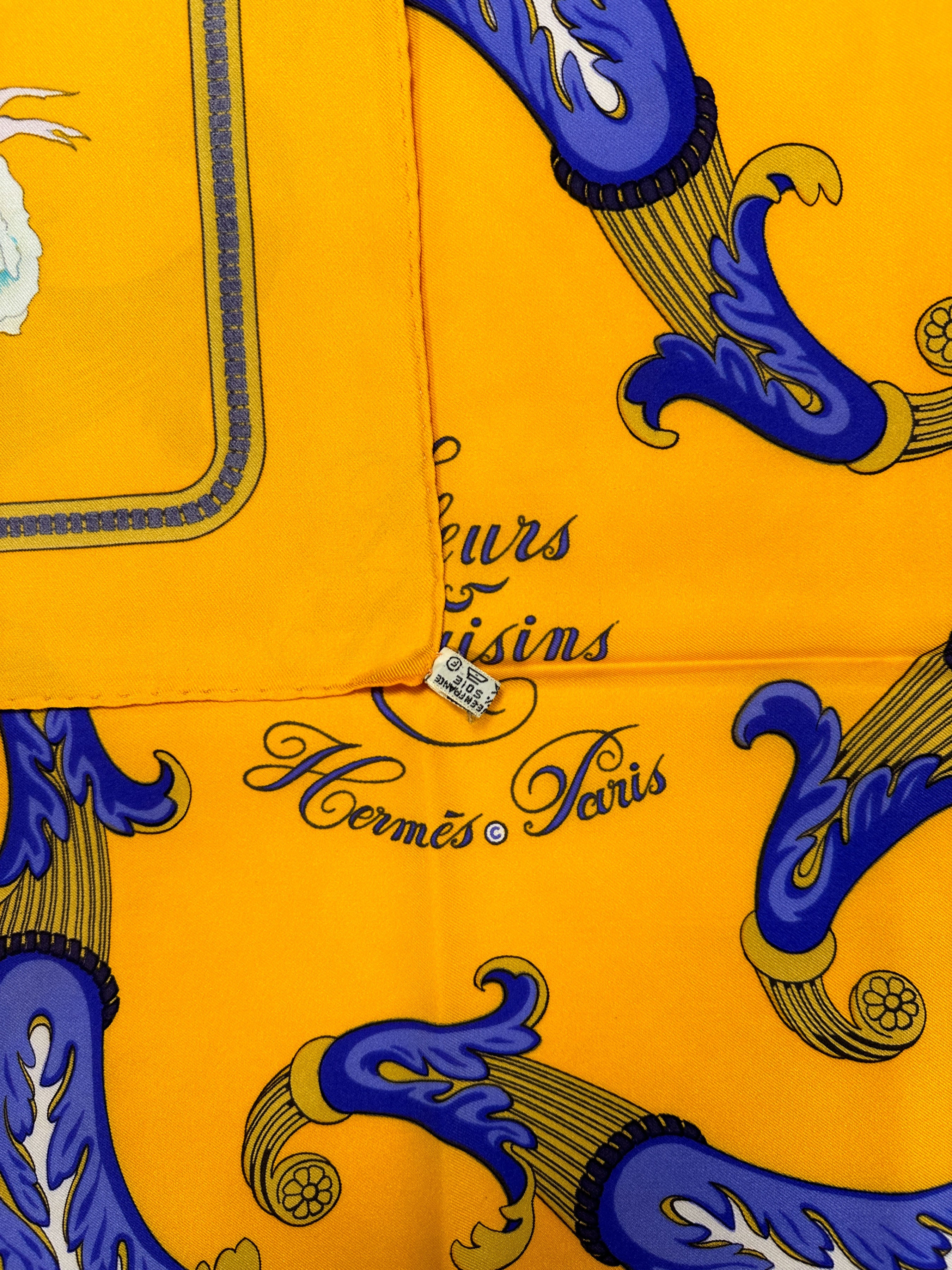 Hermès Fleurs et Raisins 90