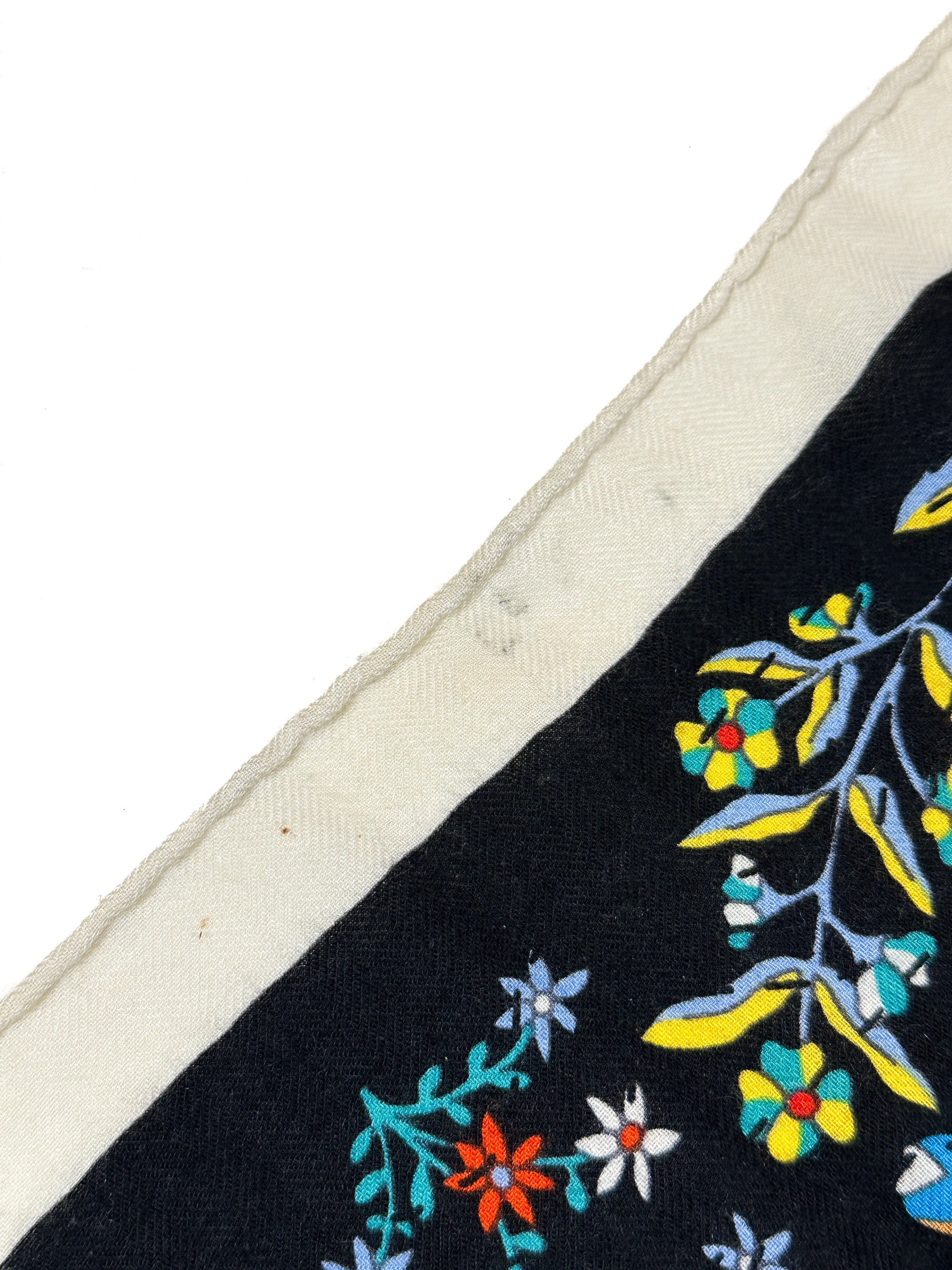 Hermès Piqué Fleuri de Provence Cashmere Silk 140