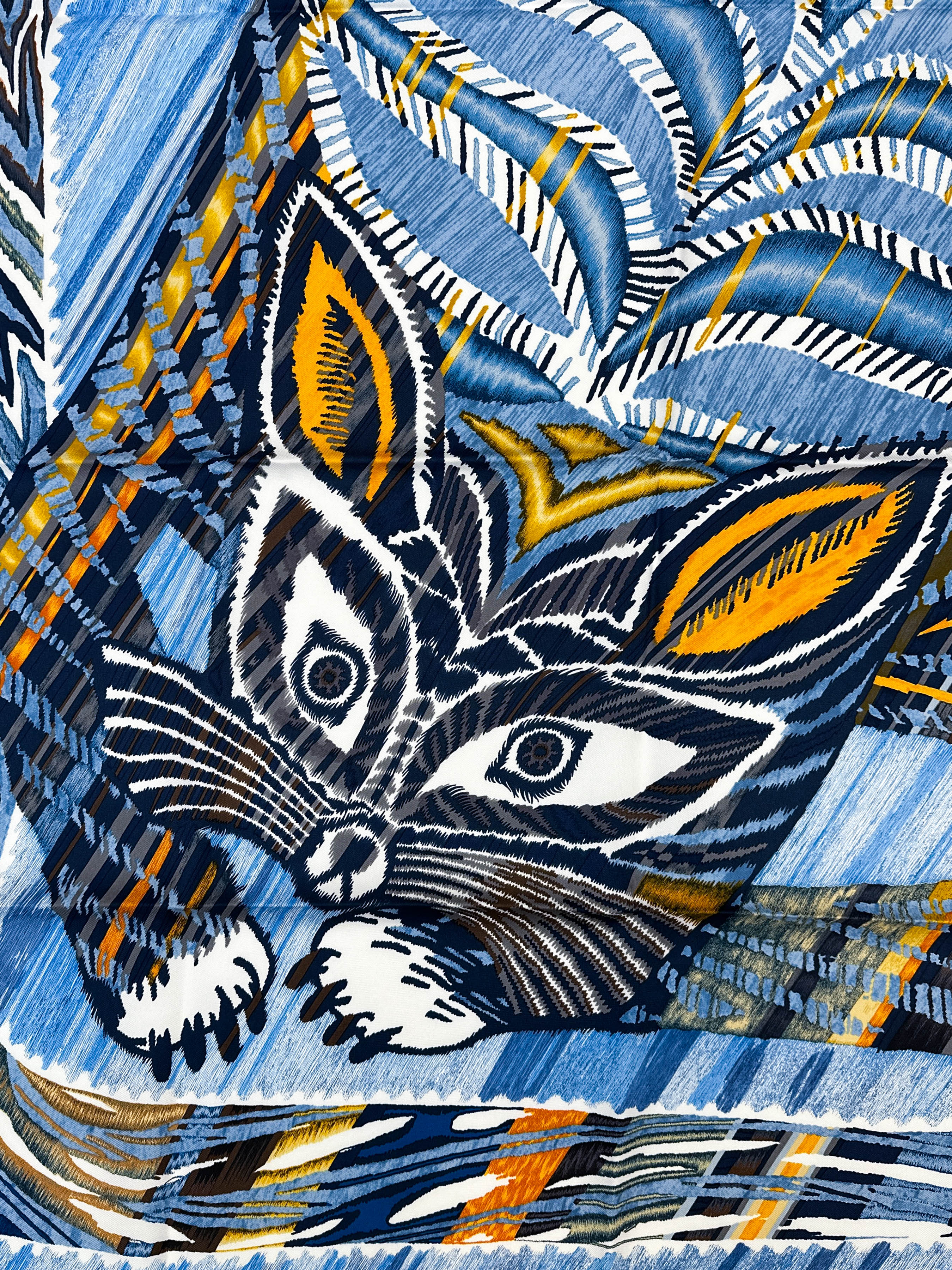 Hermès Le Chat Carré 90