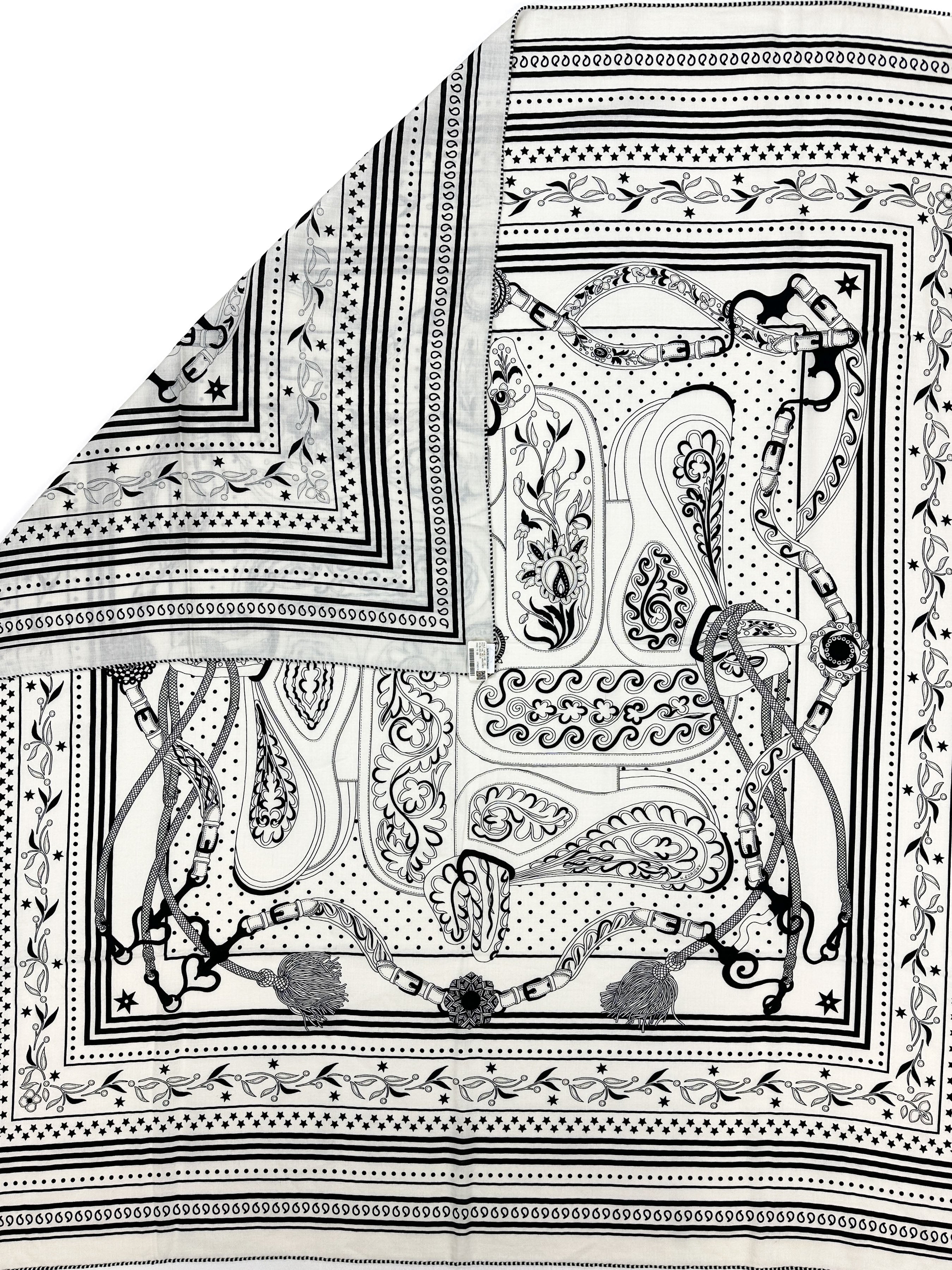 Hermès Festival des Amazones Bandana Cashmere Silk 140