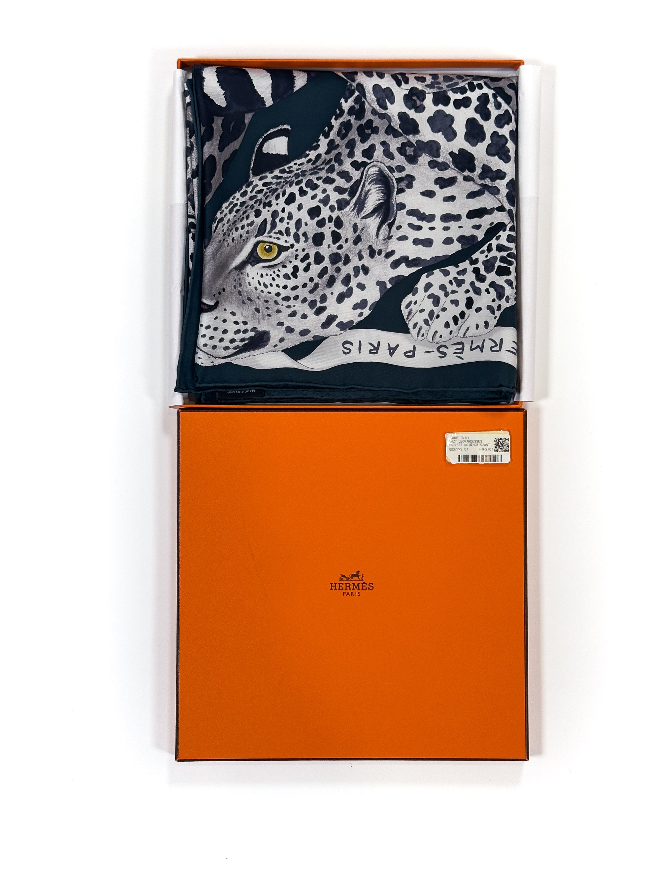Hermès Lazy Leopardesses 90