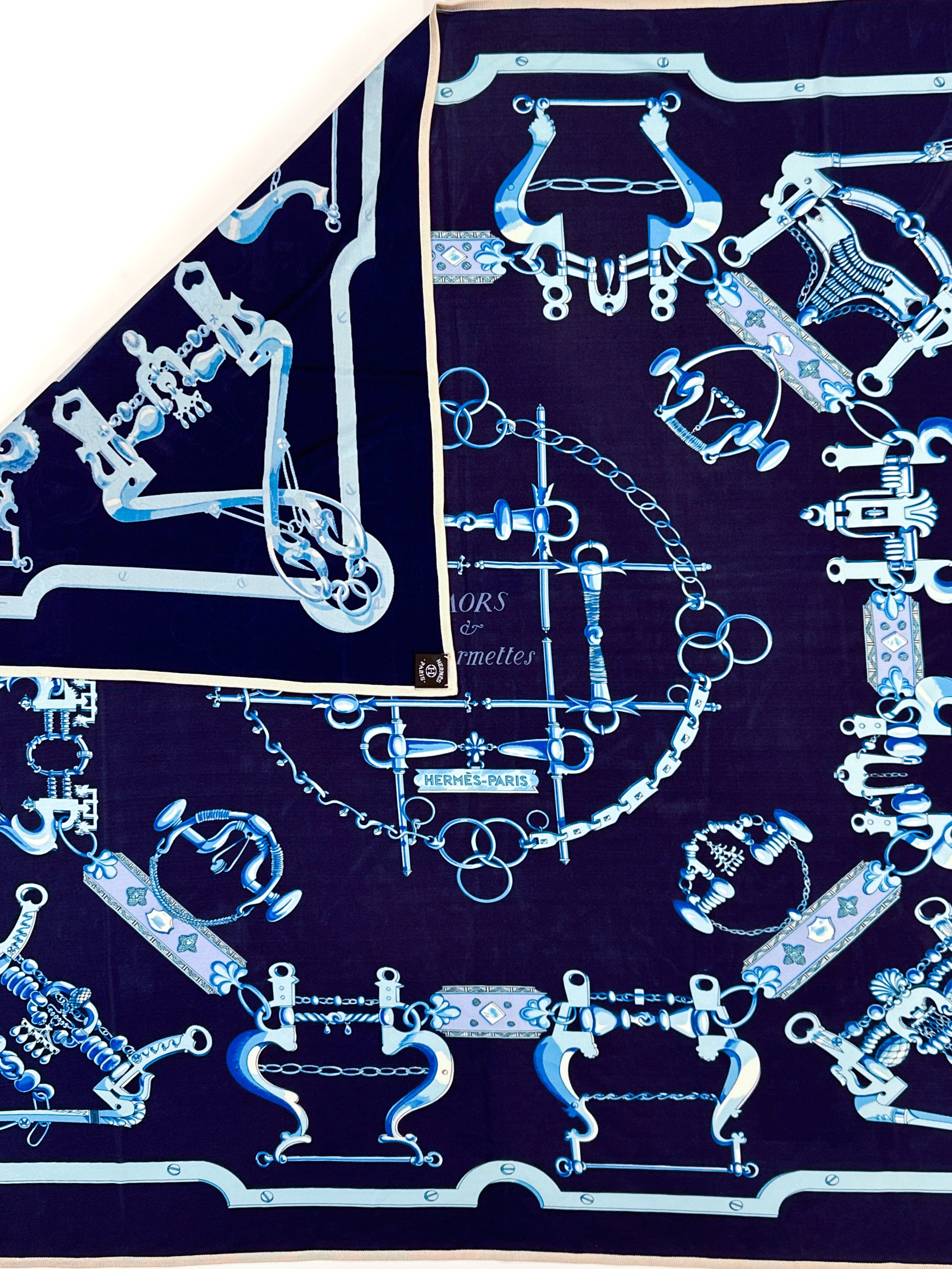 Hermès Mors et Gourmettes Silk Jersey 90