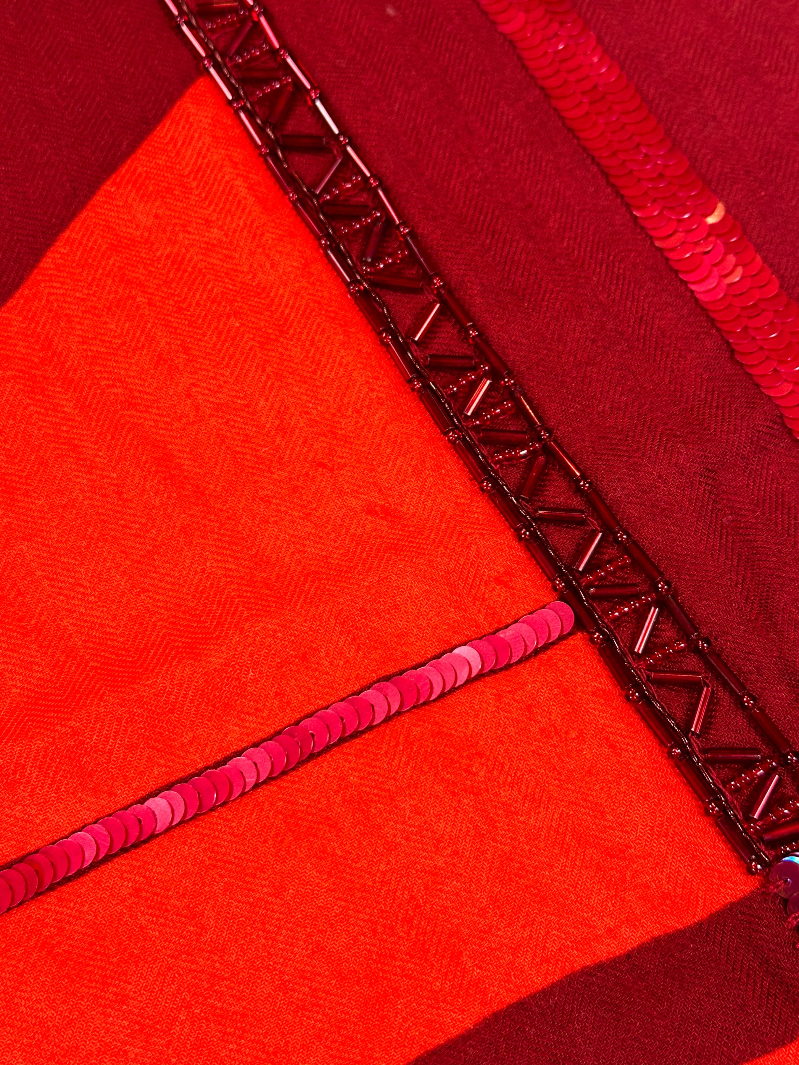 Hermès Brides de Gala en Desordre Exceptional Beaded Cashmere Silk 140