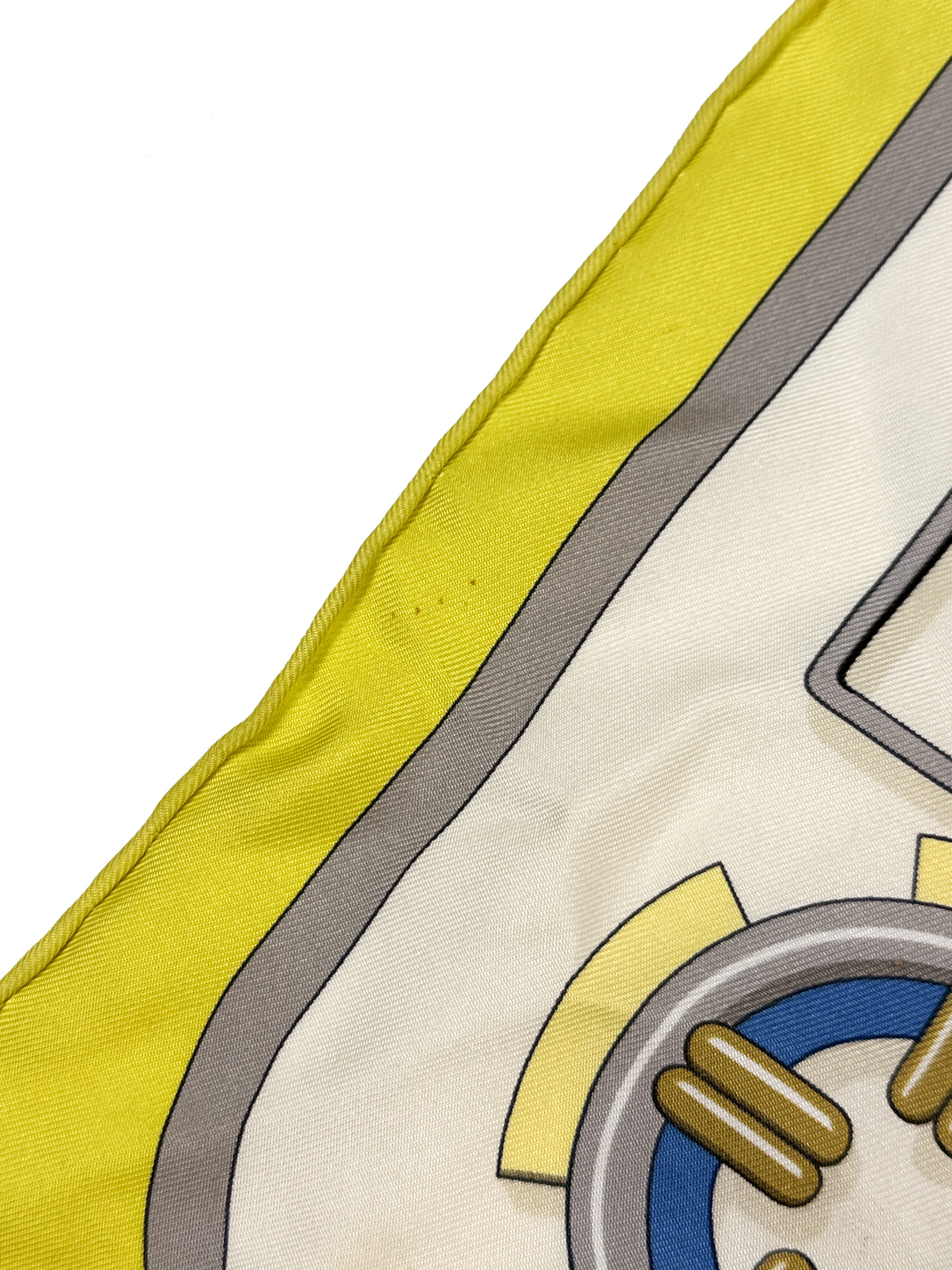 Hermès Carré en Boucles 90