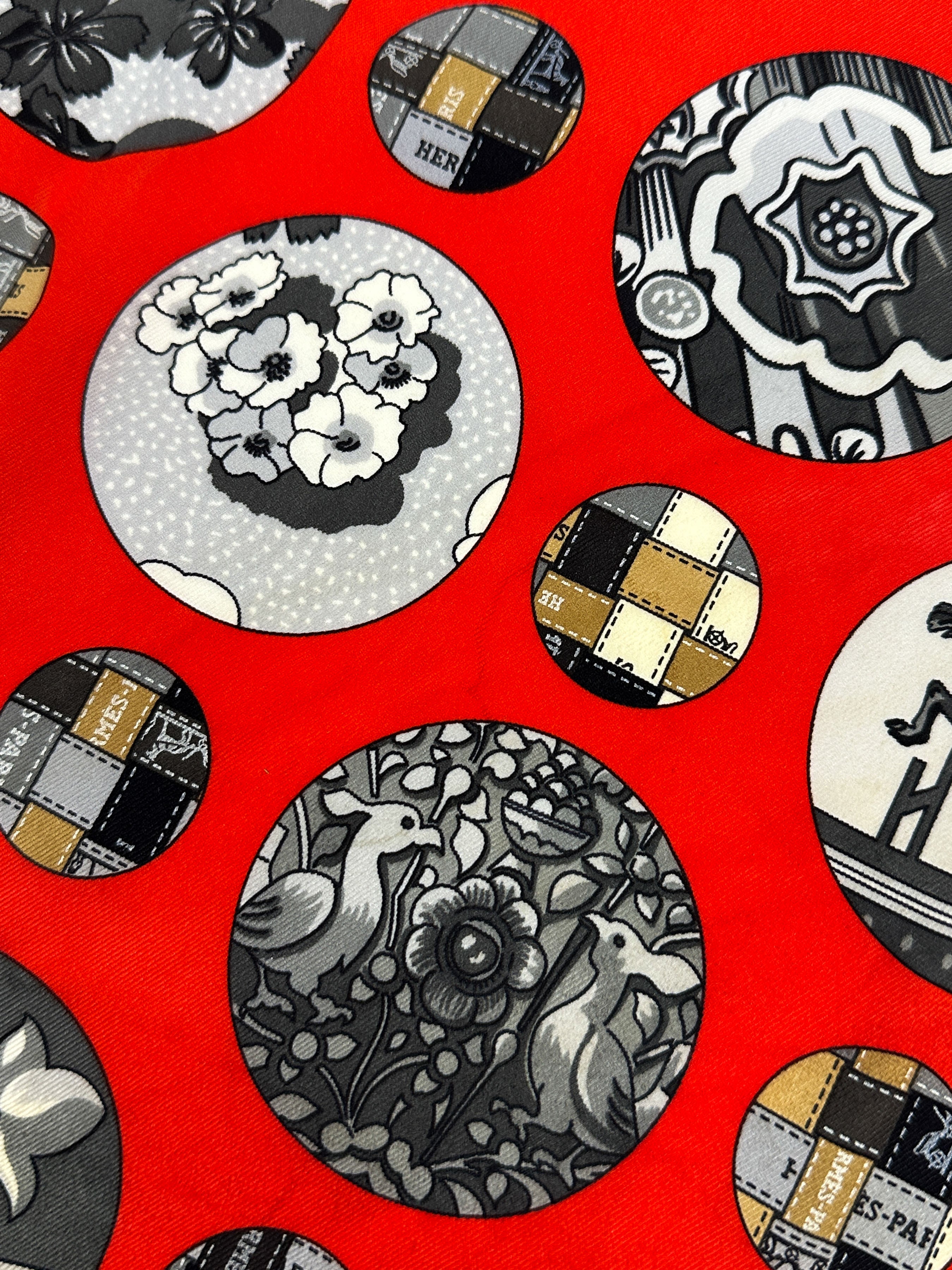 Hermès Pois de Soie 70