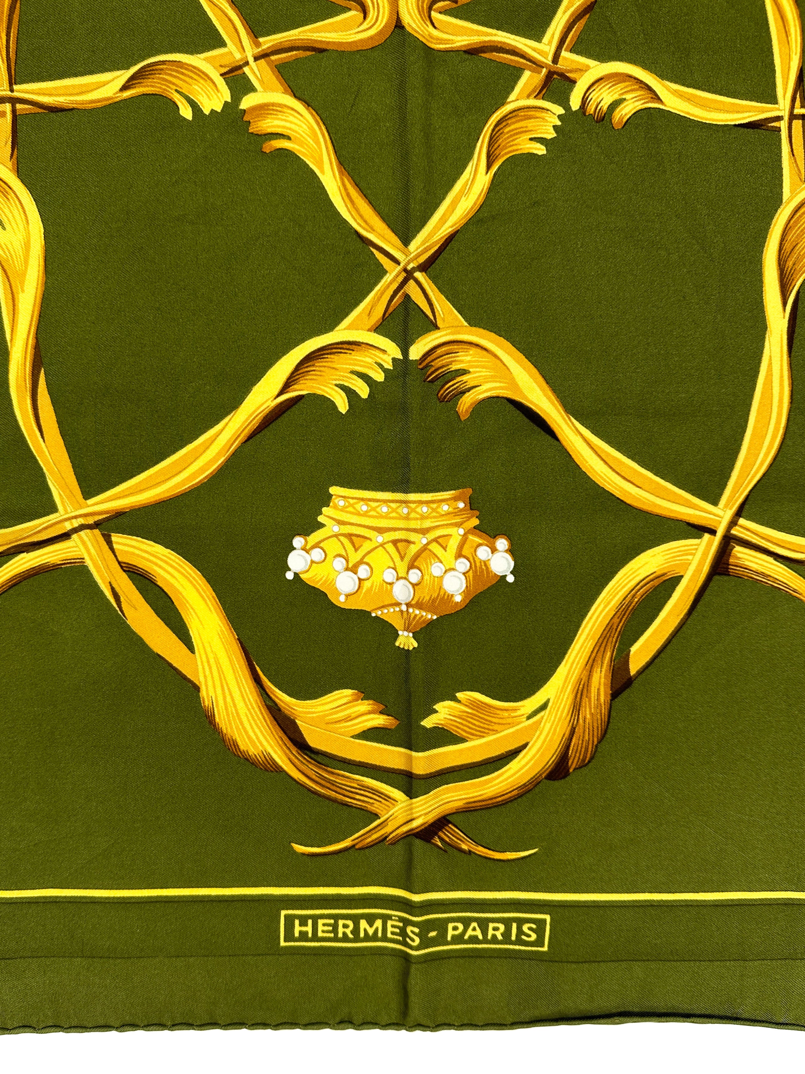 Hermès Couronnes 90