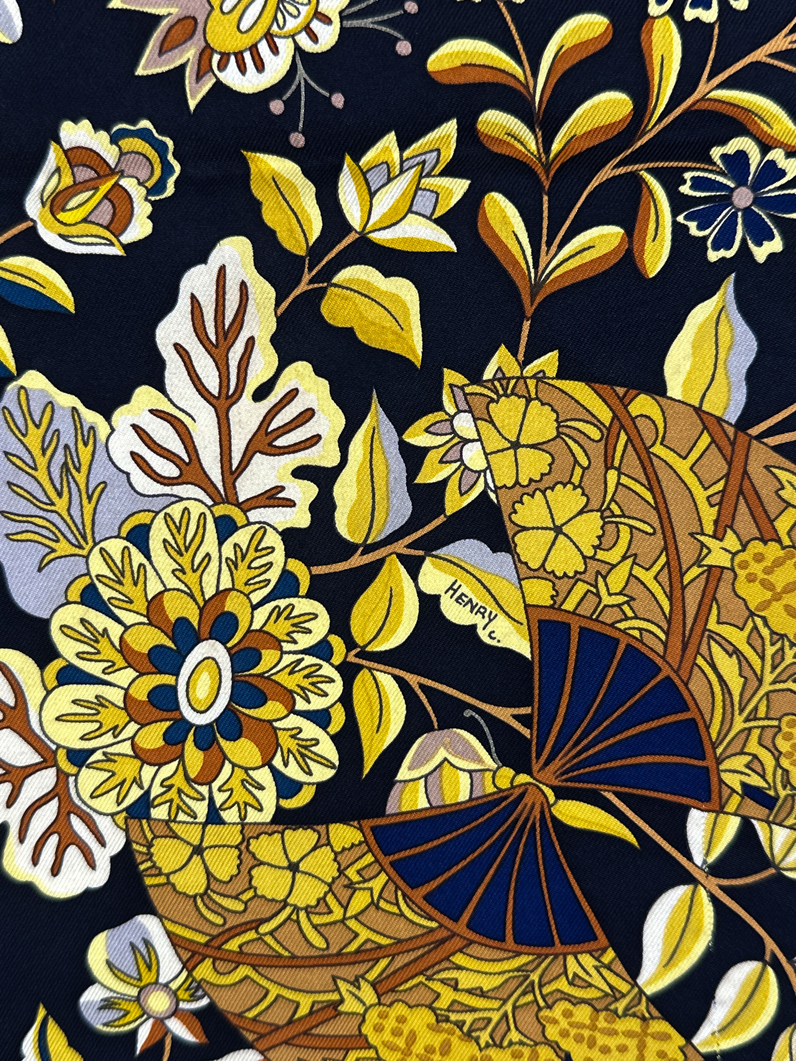 Hermès Fleurs et Papillons de Tissus 90