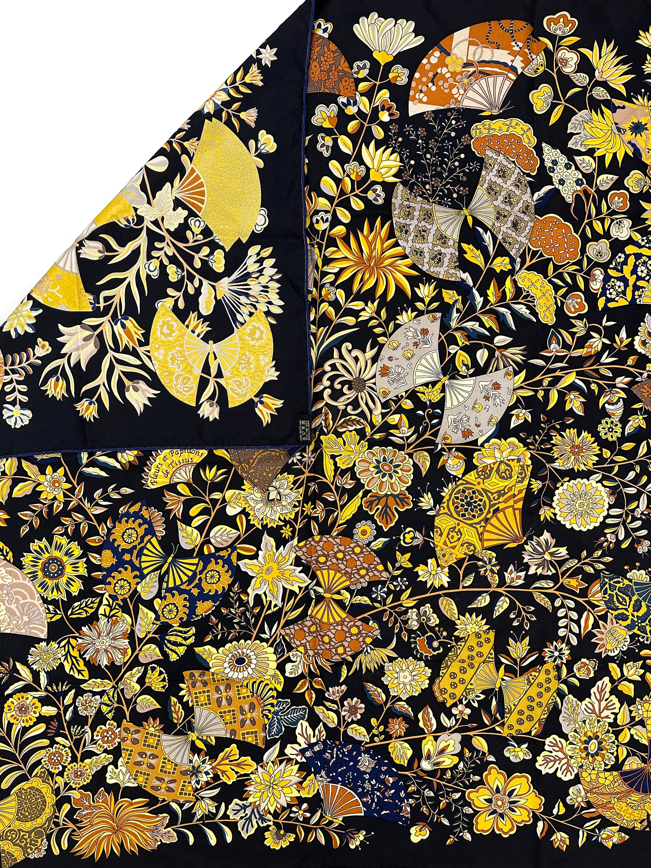 Hermès Fleurs et Papillons de Tissus 90