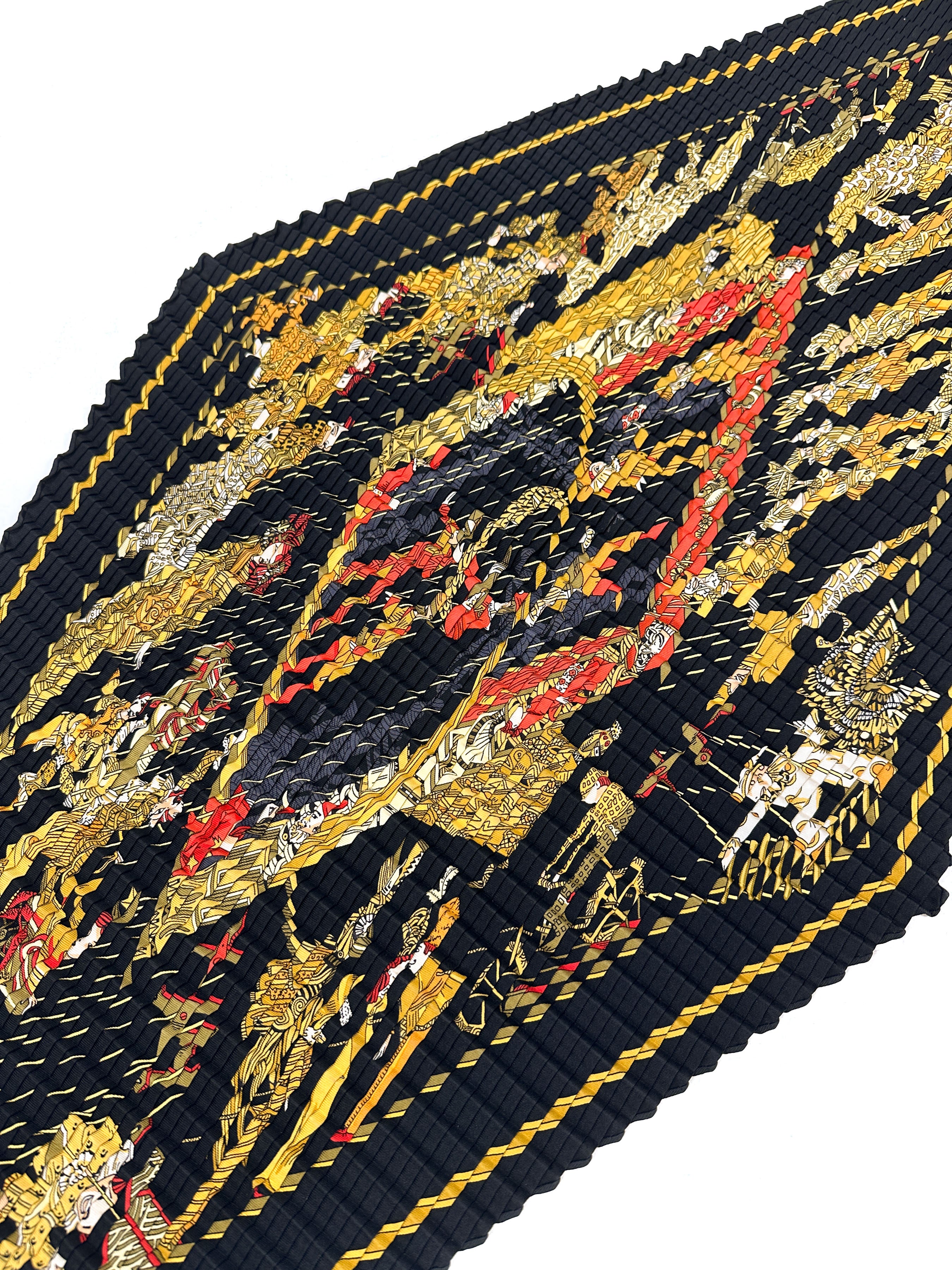 Hermès Le Temps des Marionnettes Mosaic Plissé 90