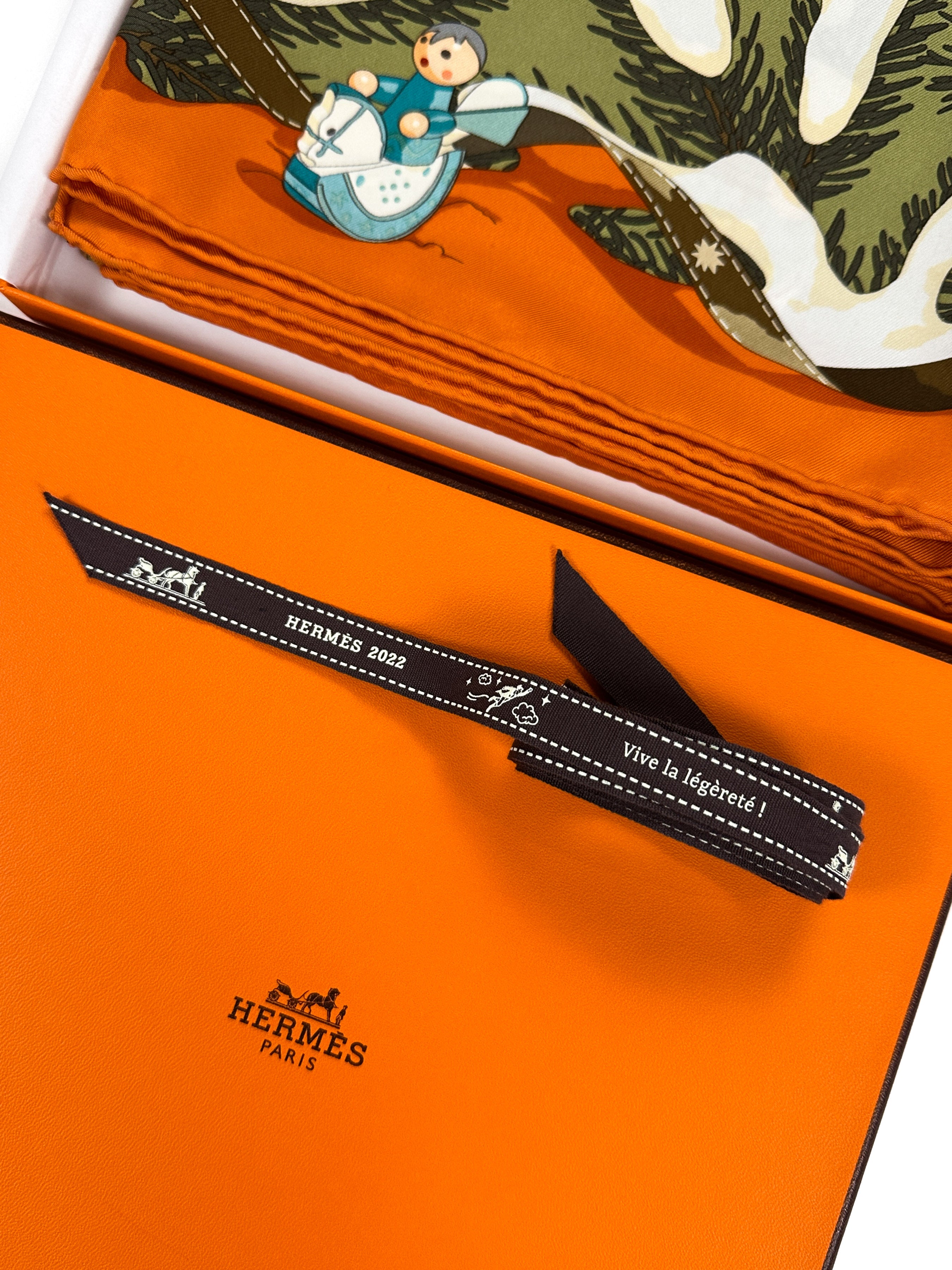 Hermès Noël au 24 Faubourg 90