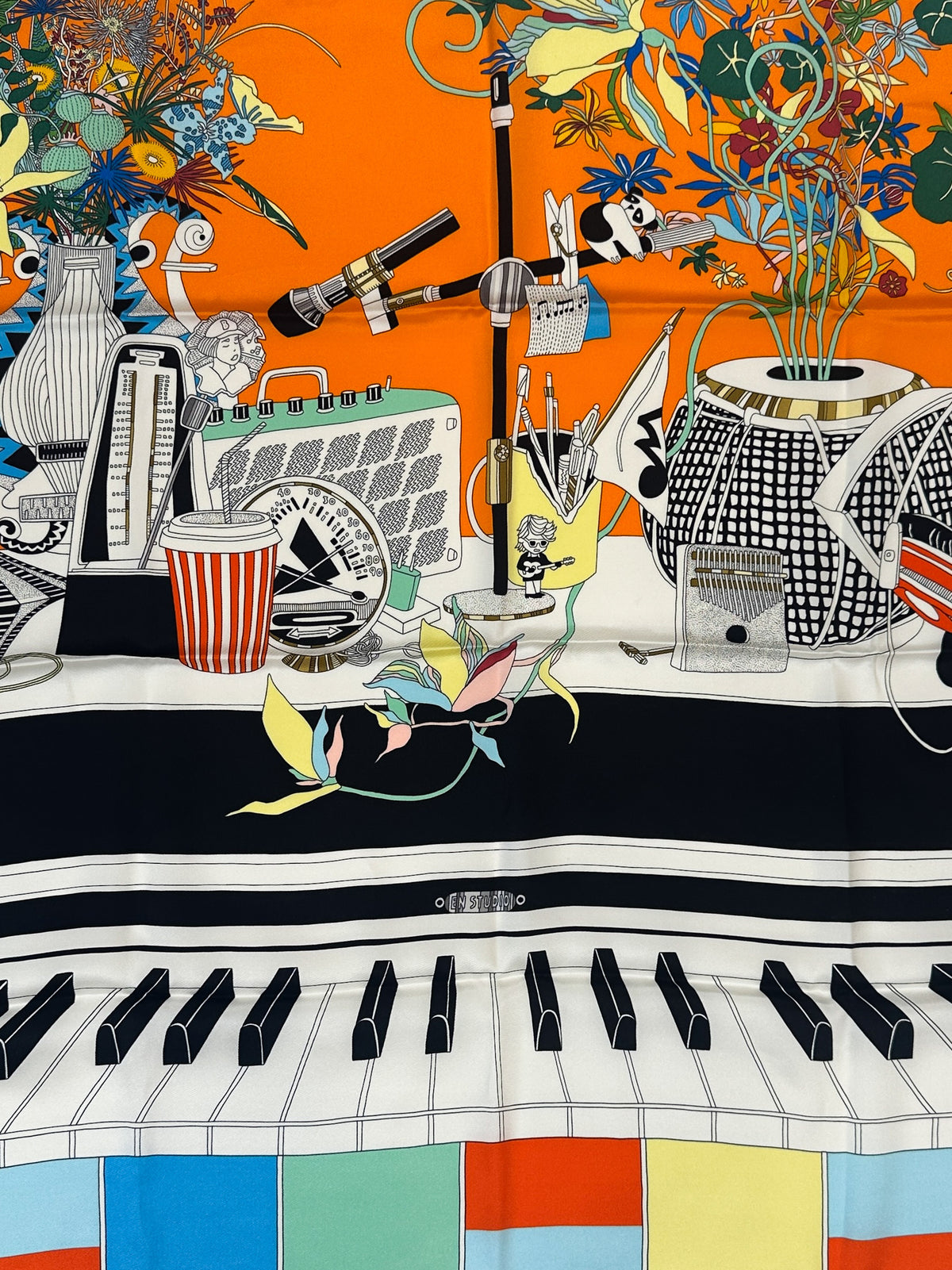 Hermès En Studio 70