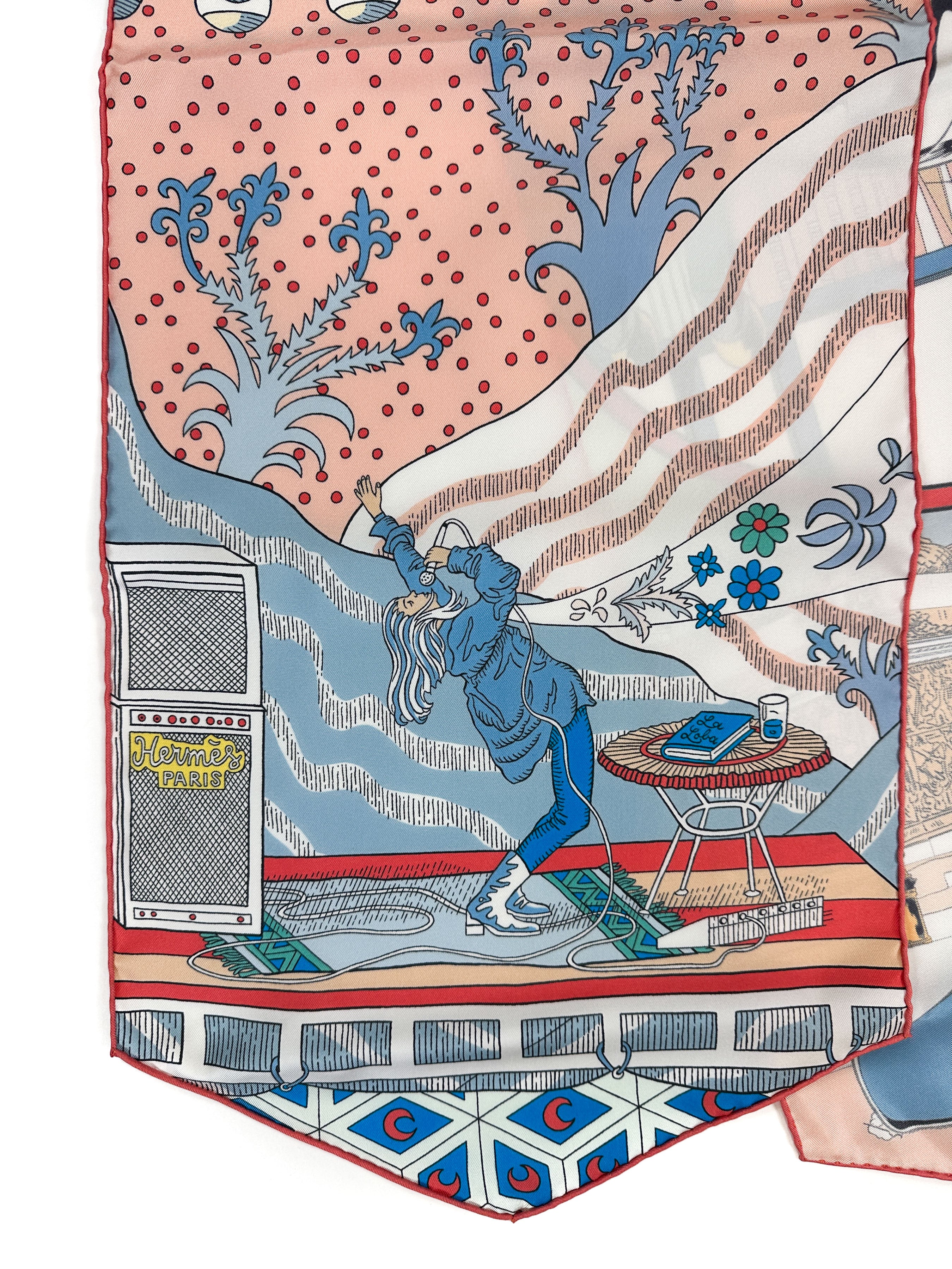Hermès Le Premier Chant, Wow ! Maxi Twilly