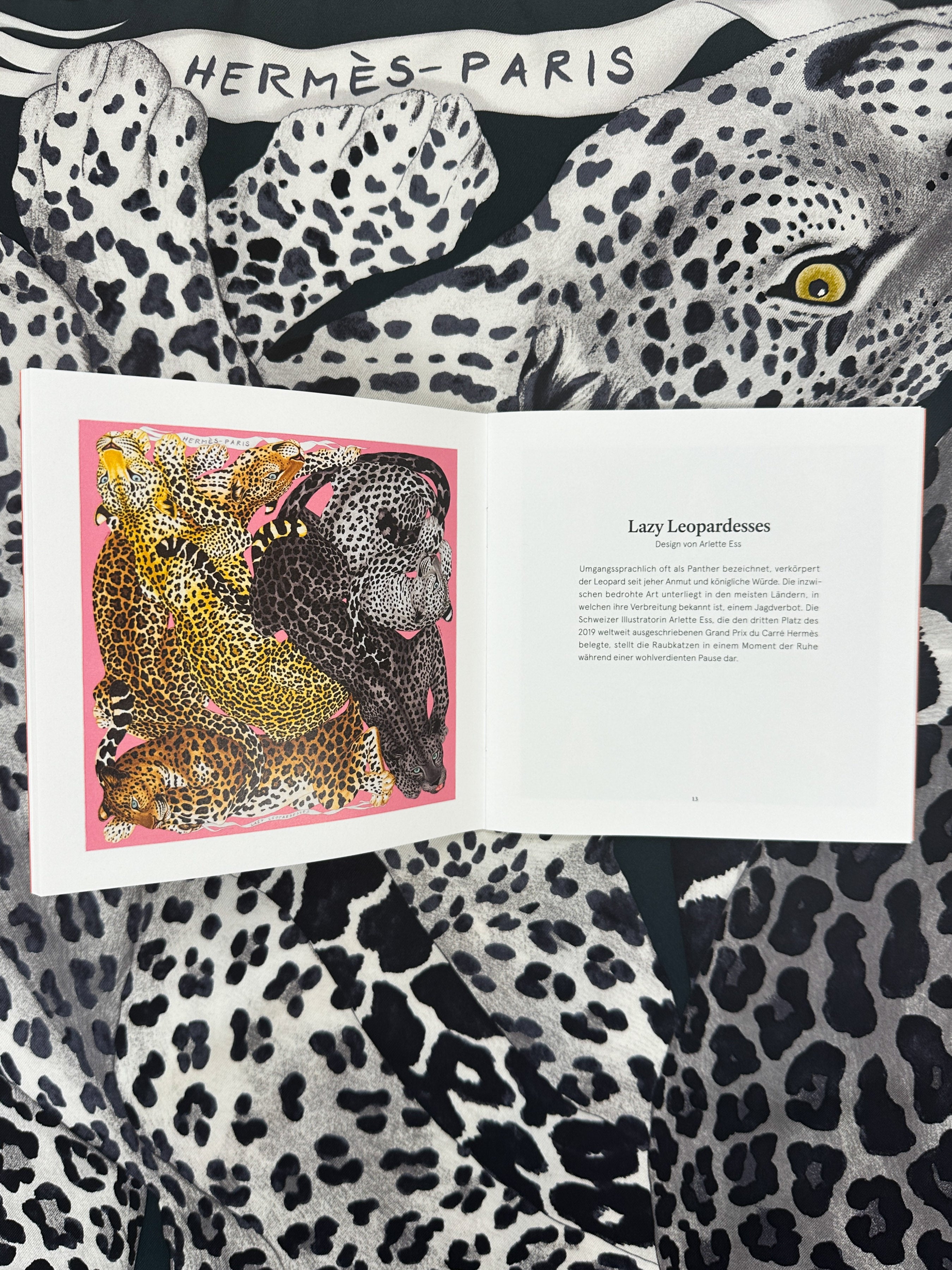Hermès Lazy Leopardesses 90