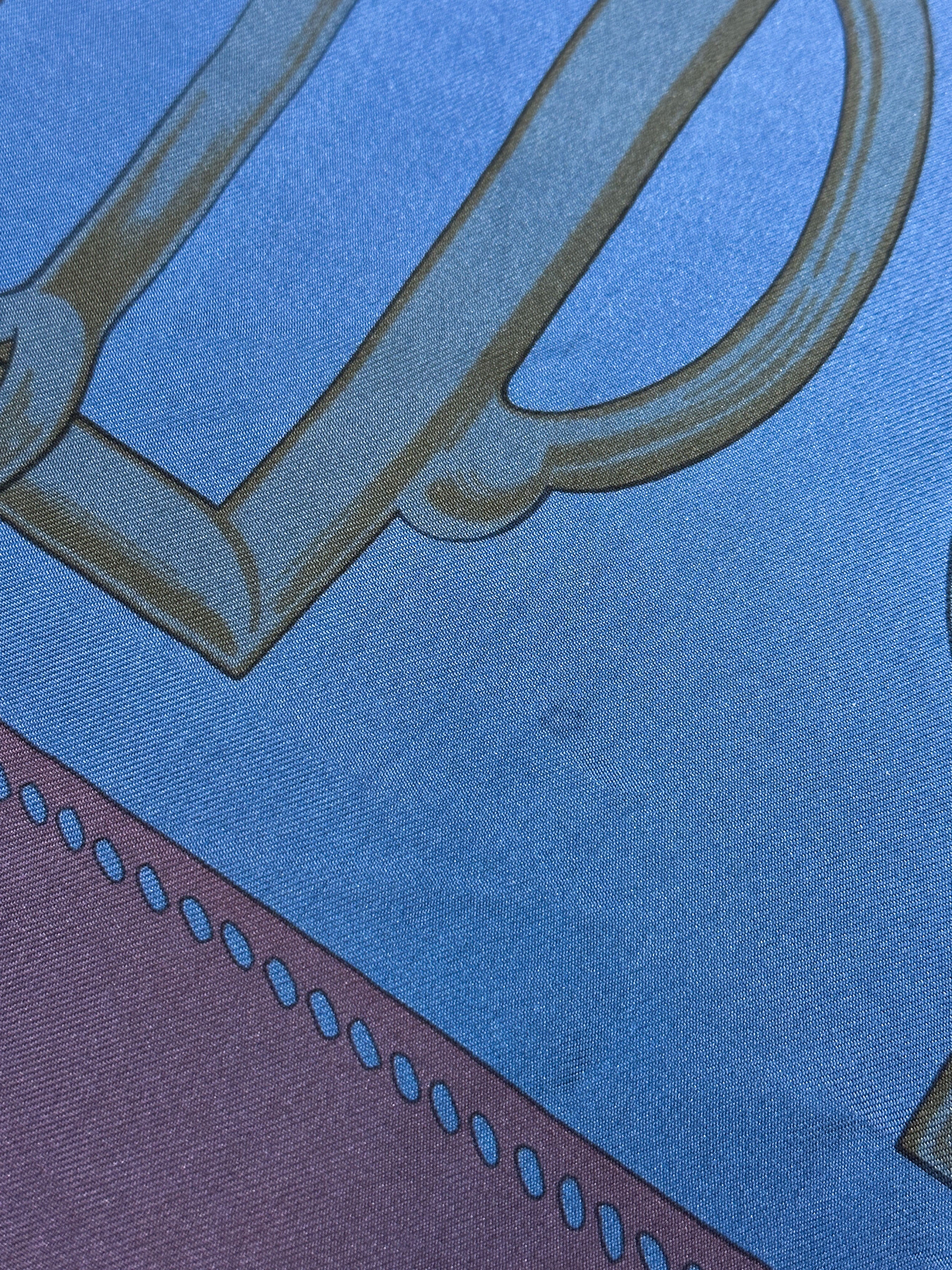 Hermès Bouclerie Moderne Dip Dye 140