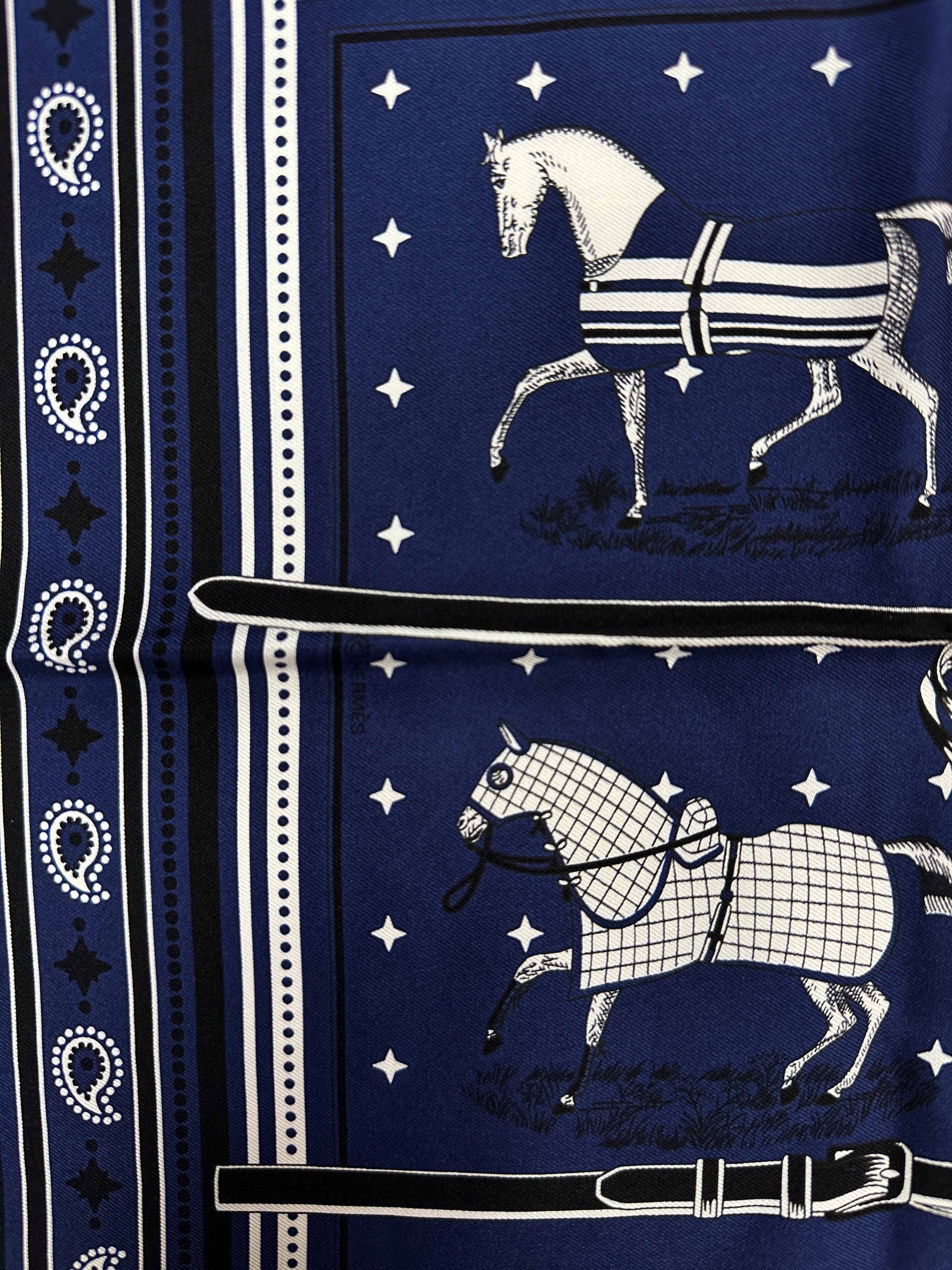 Hermès Marble Couvertures et Tenues de Jour 55