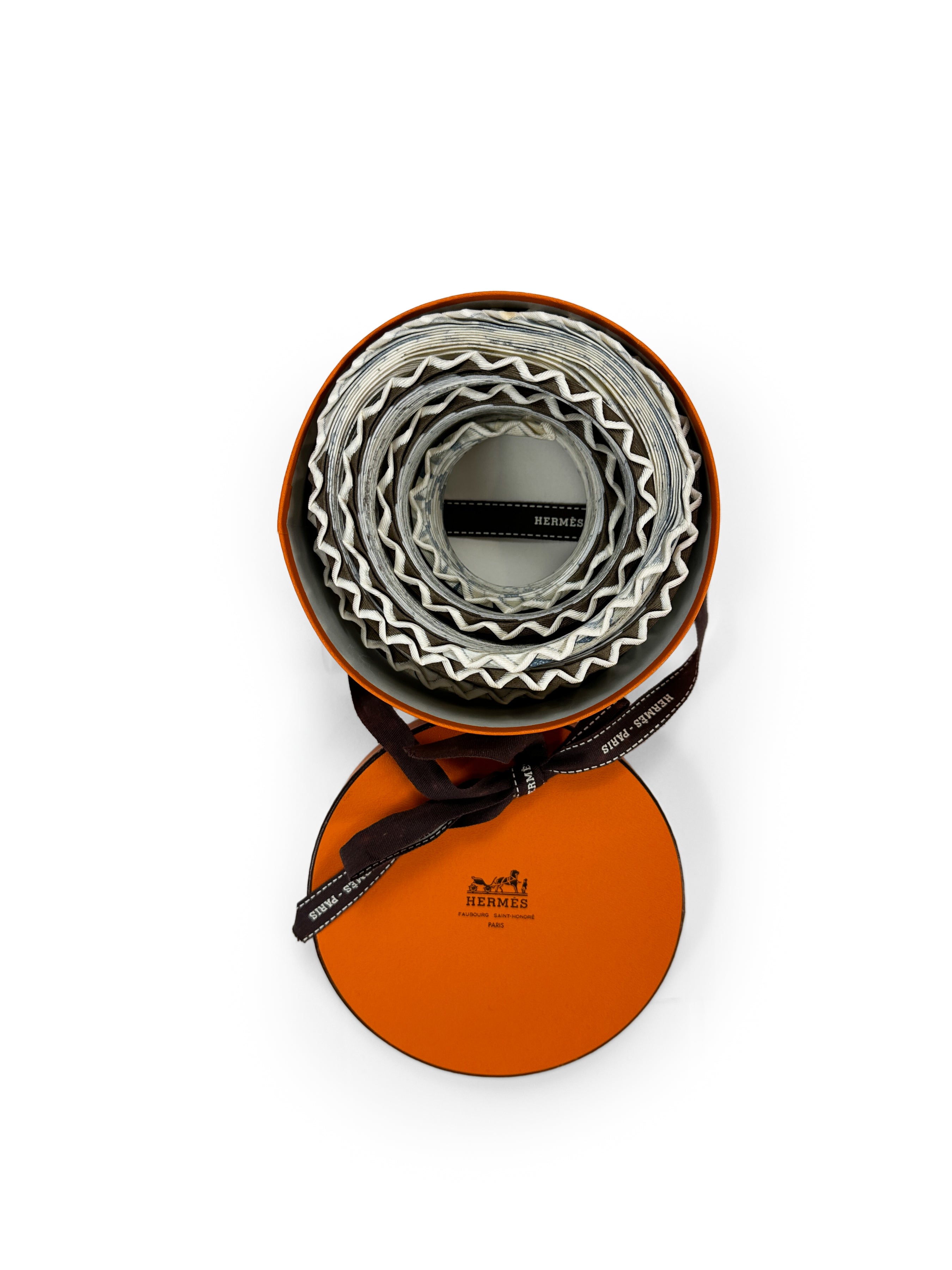 Hermès Les Danses des Indiens Plissé 90