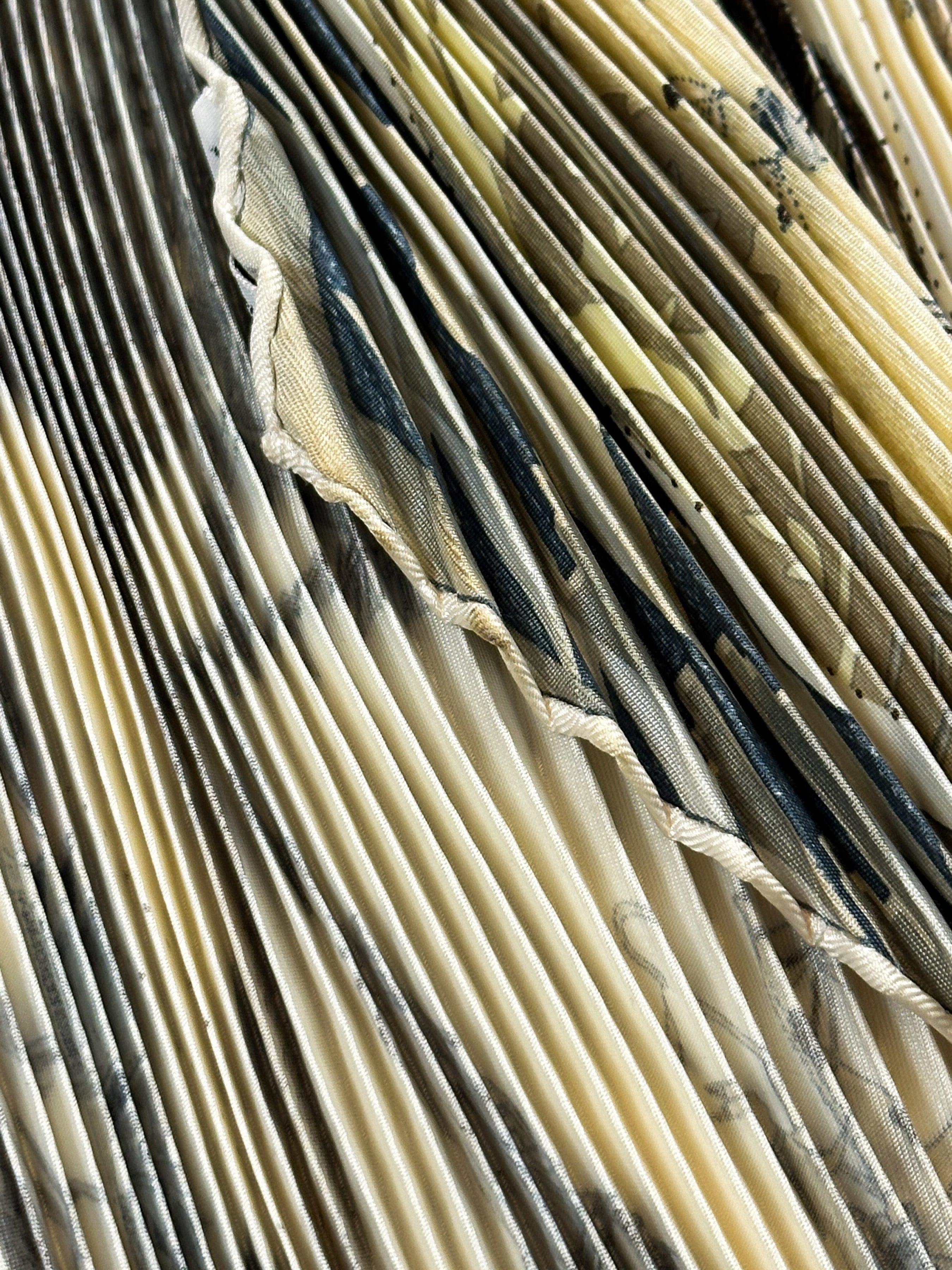 Hermès Les Danses des Indiens Plissé 90