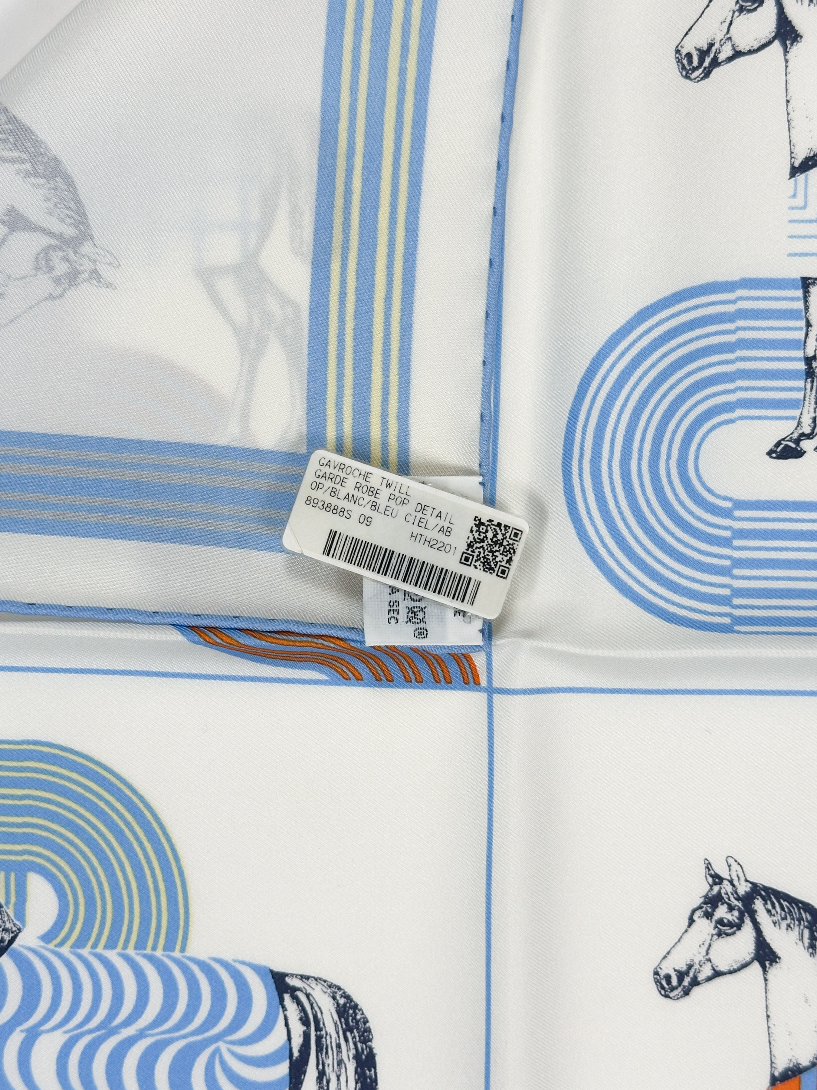 Hermès Garde-Robe Pop 45