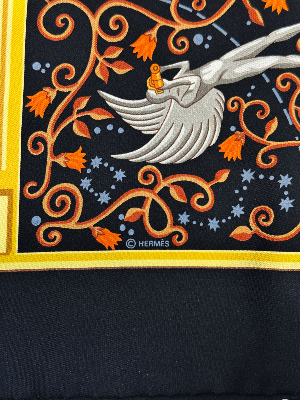 Hermès www.hermes.com 90