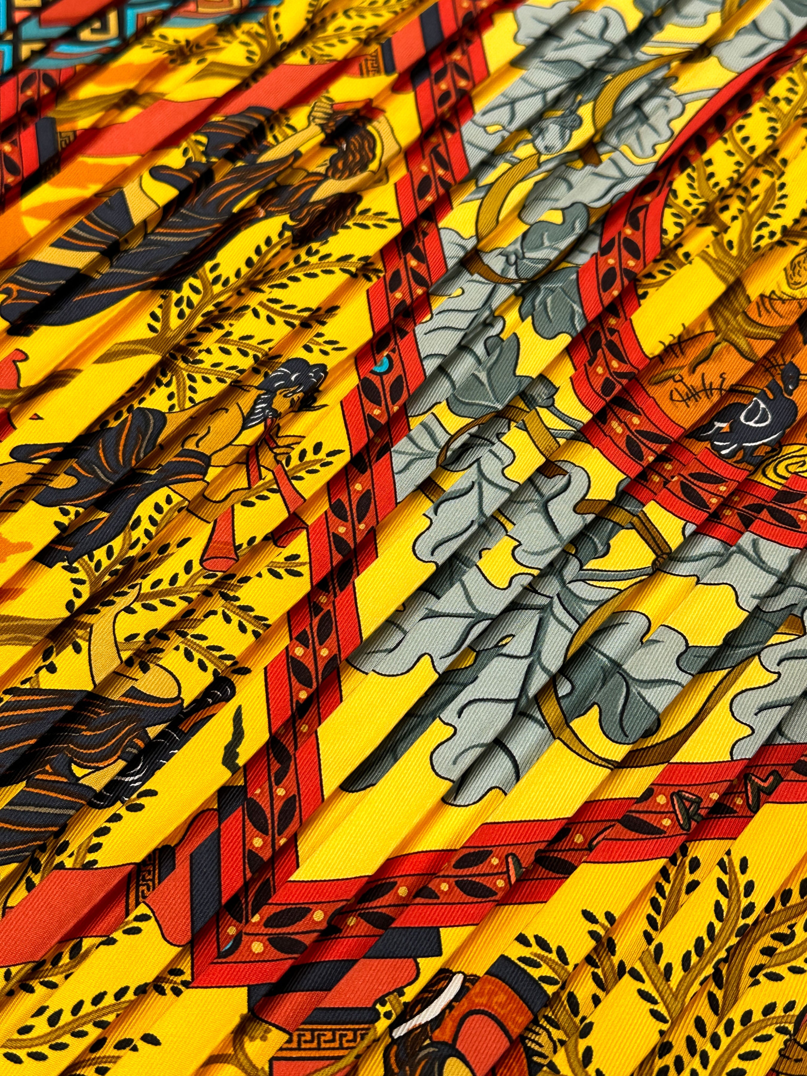 Hermès Musique des Dieux Wide Plissé 90