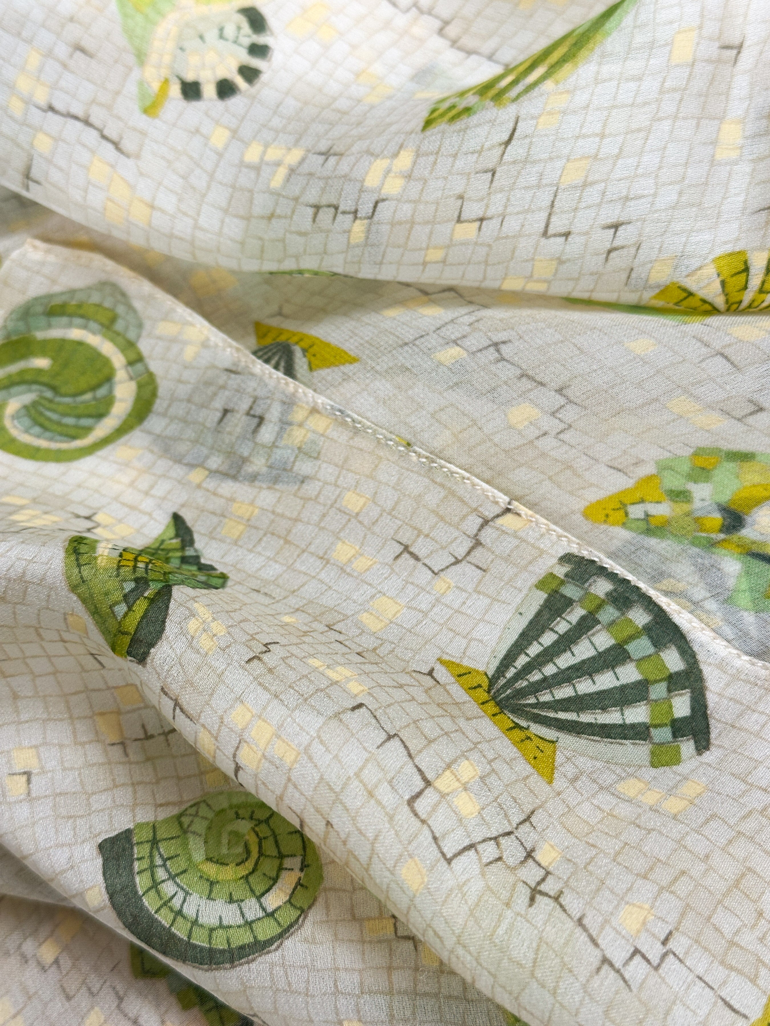 Hermès Coquillages en Mosaïque Shawl & Cummerbund Set