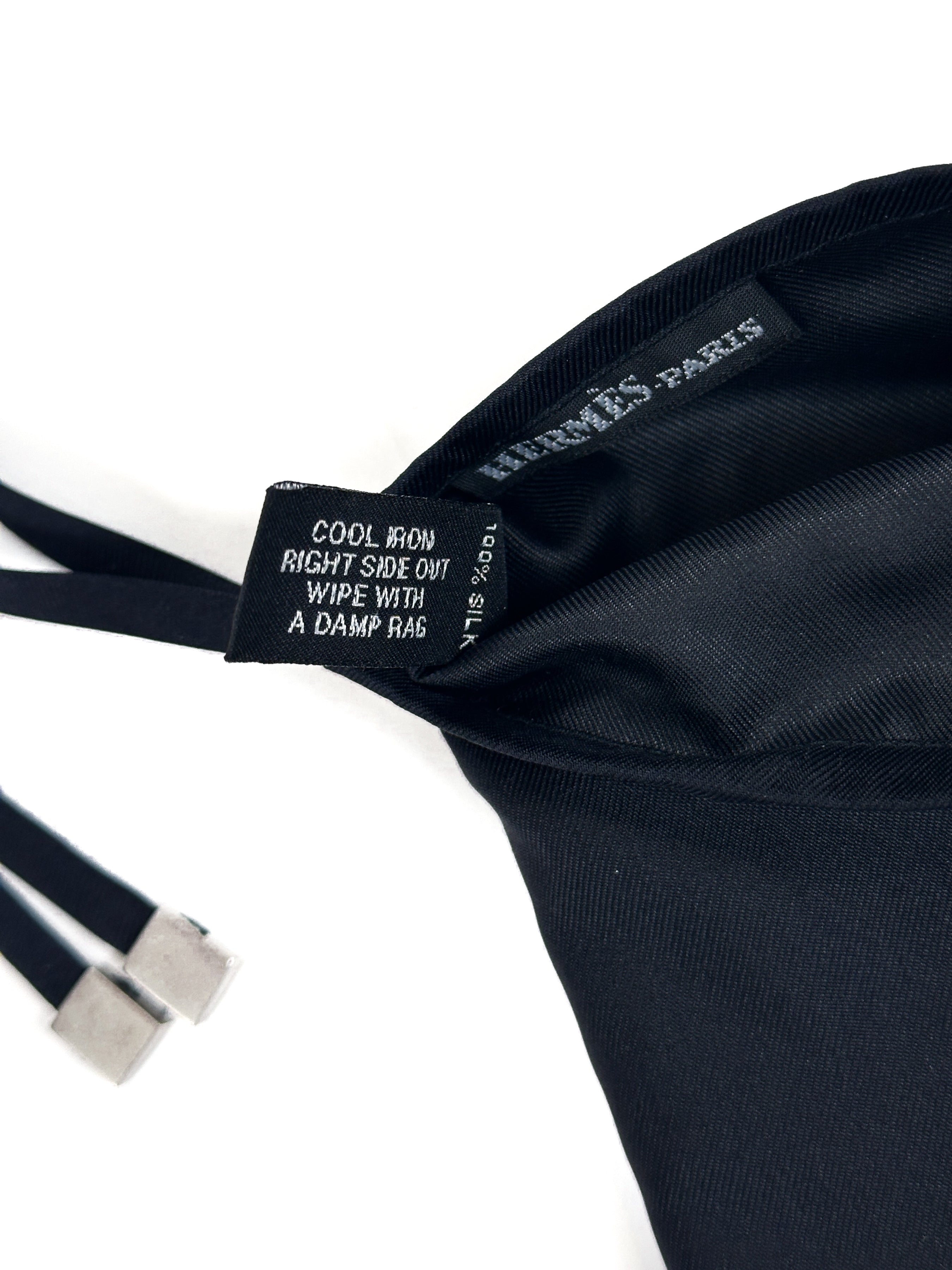 Hermès Limited Edition Eva Waterproof 90