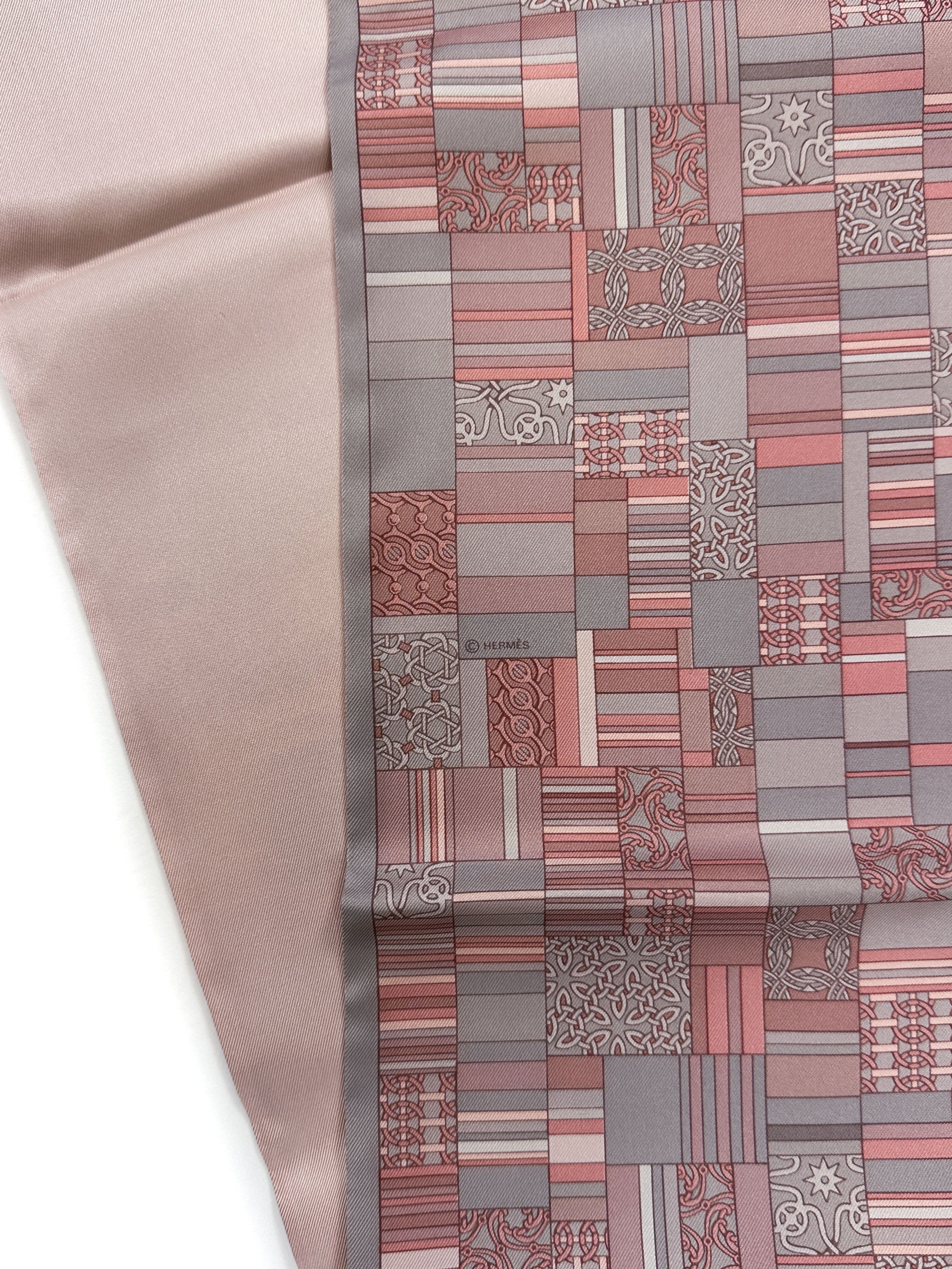 Hermès Geometric Block Shawl