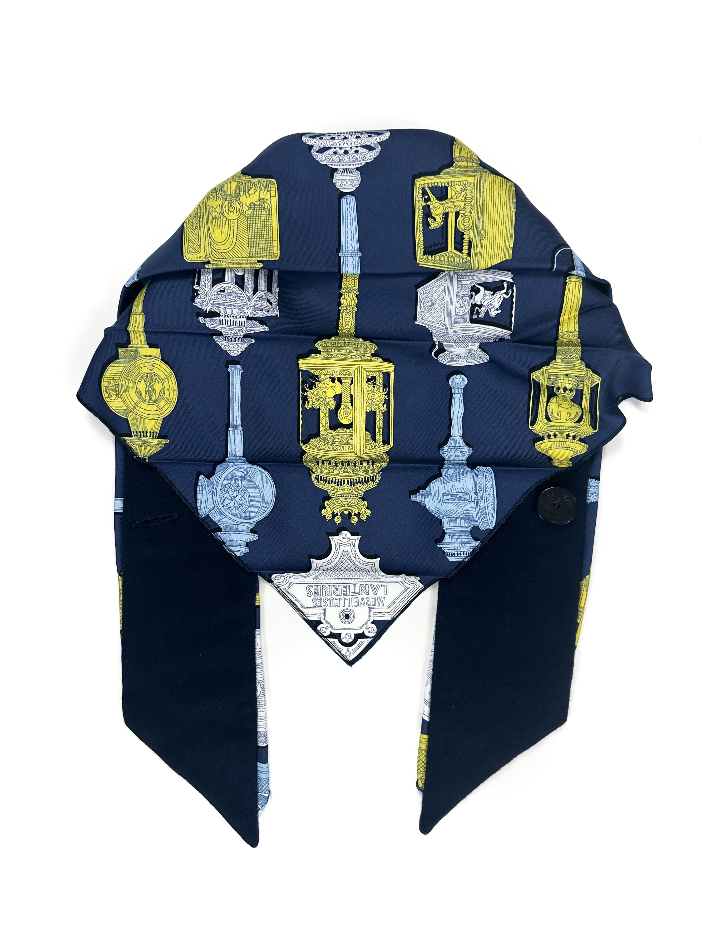 Hermès Merveilleuses Lanternes Convertible Collar Hood