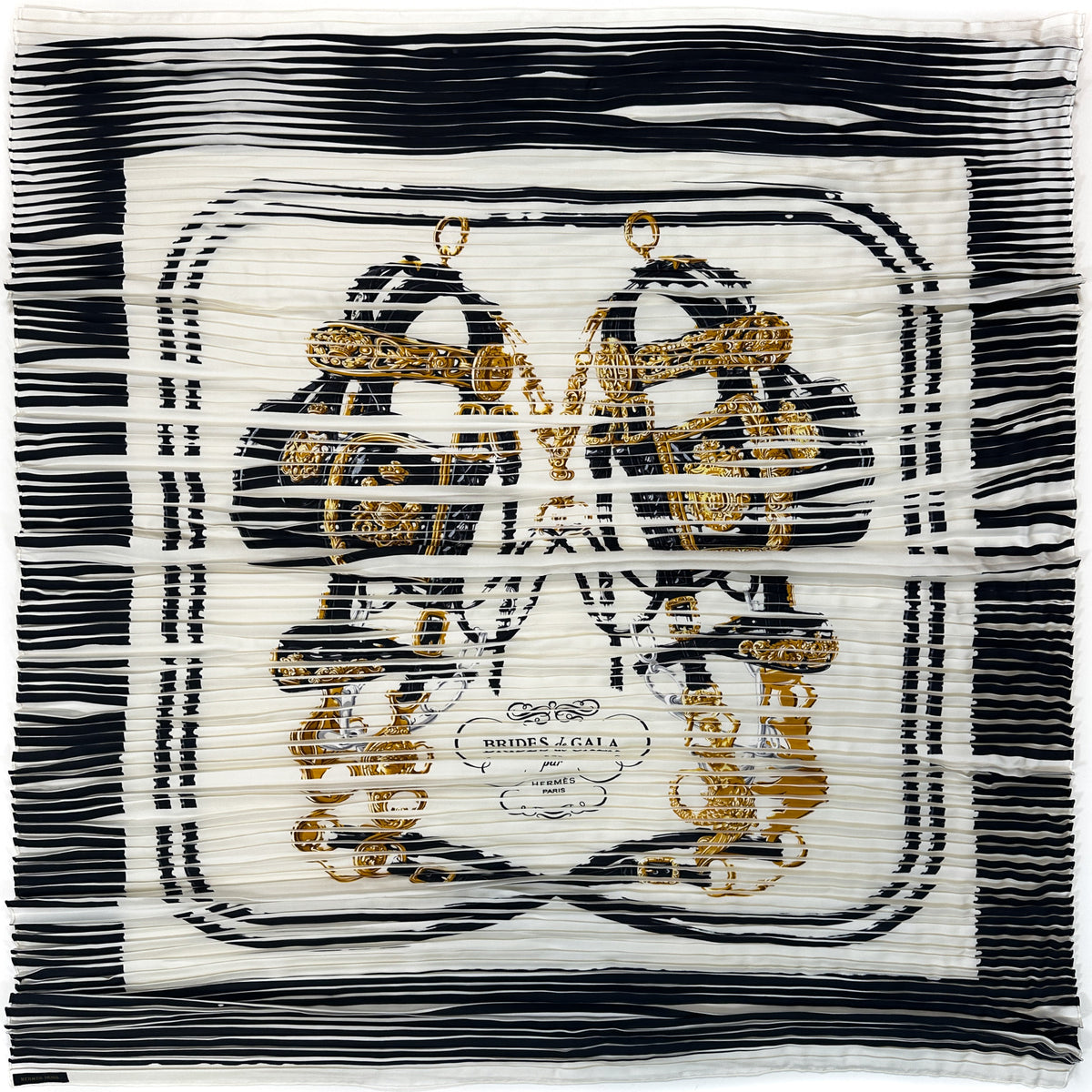 Hermès Exceptional Brides de Gala Bayadere Plissé Shawl