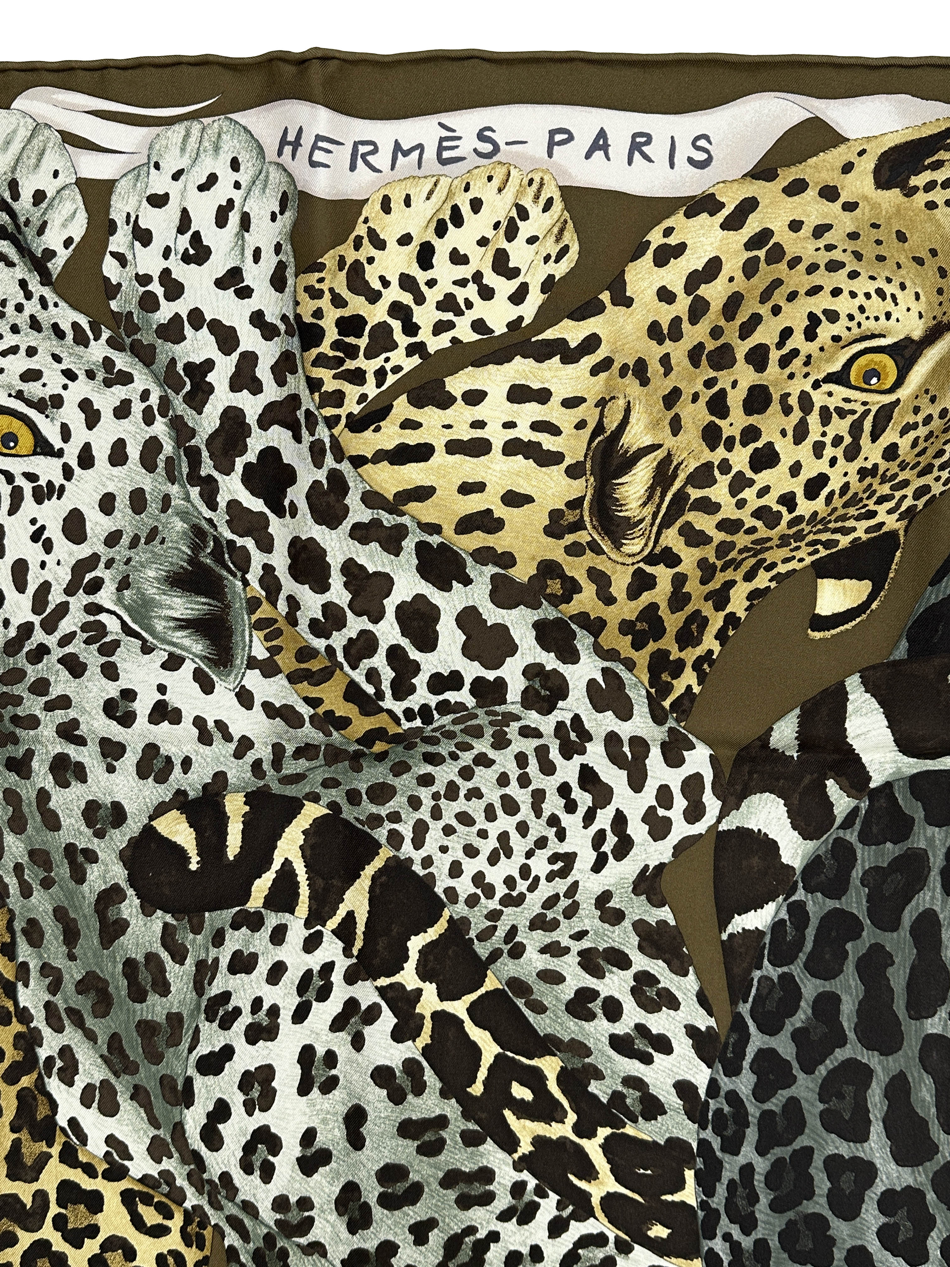 Hermès Lazy Leopardesses 90