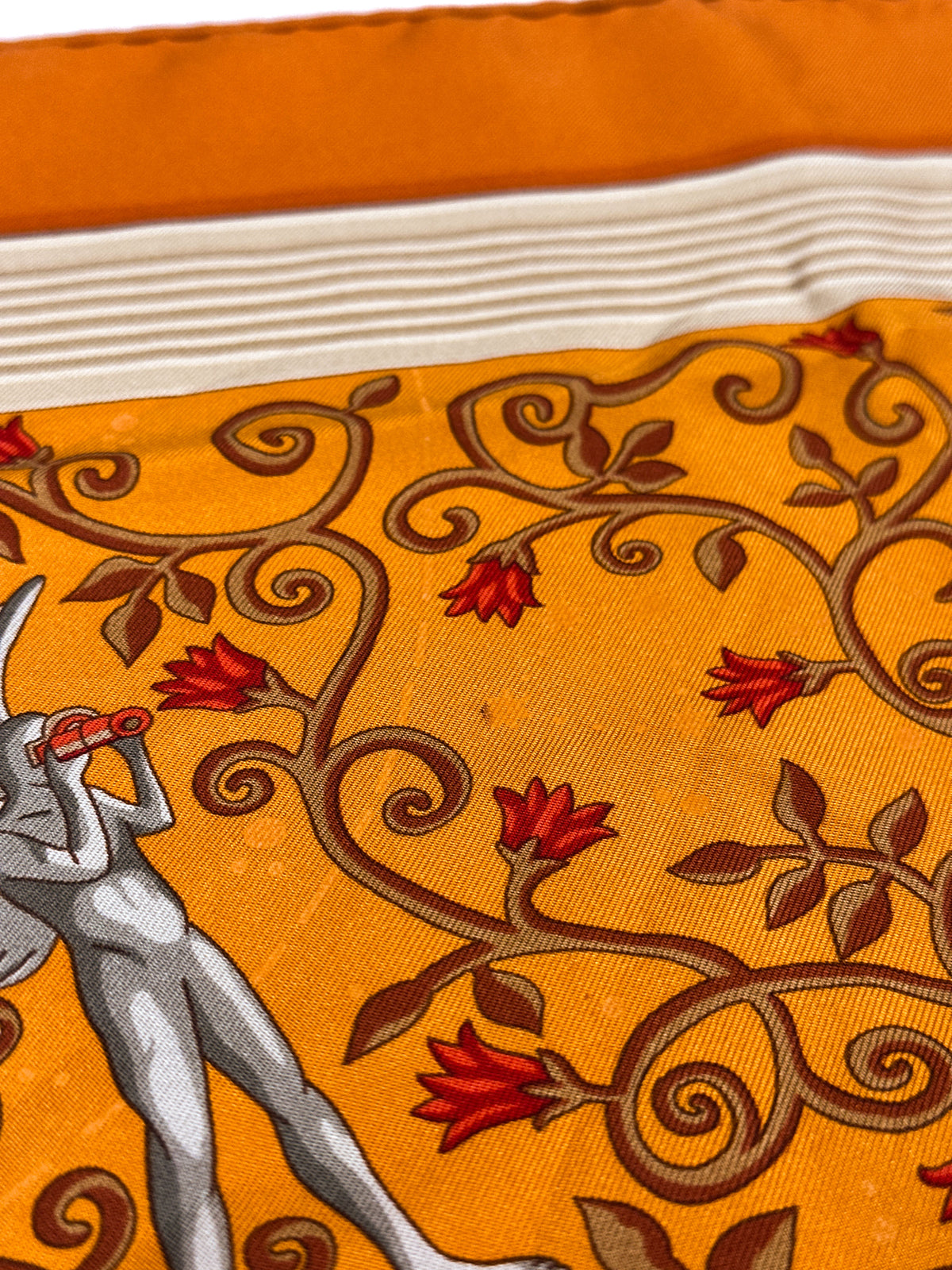 Hermès www.hermes.com 90