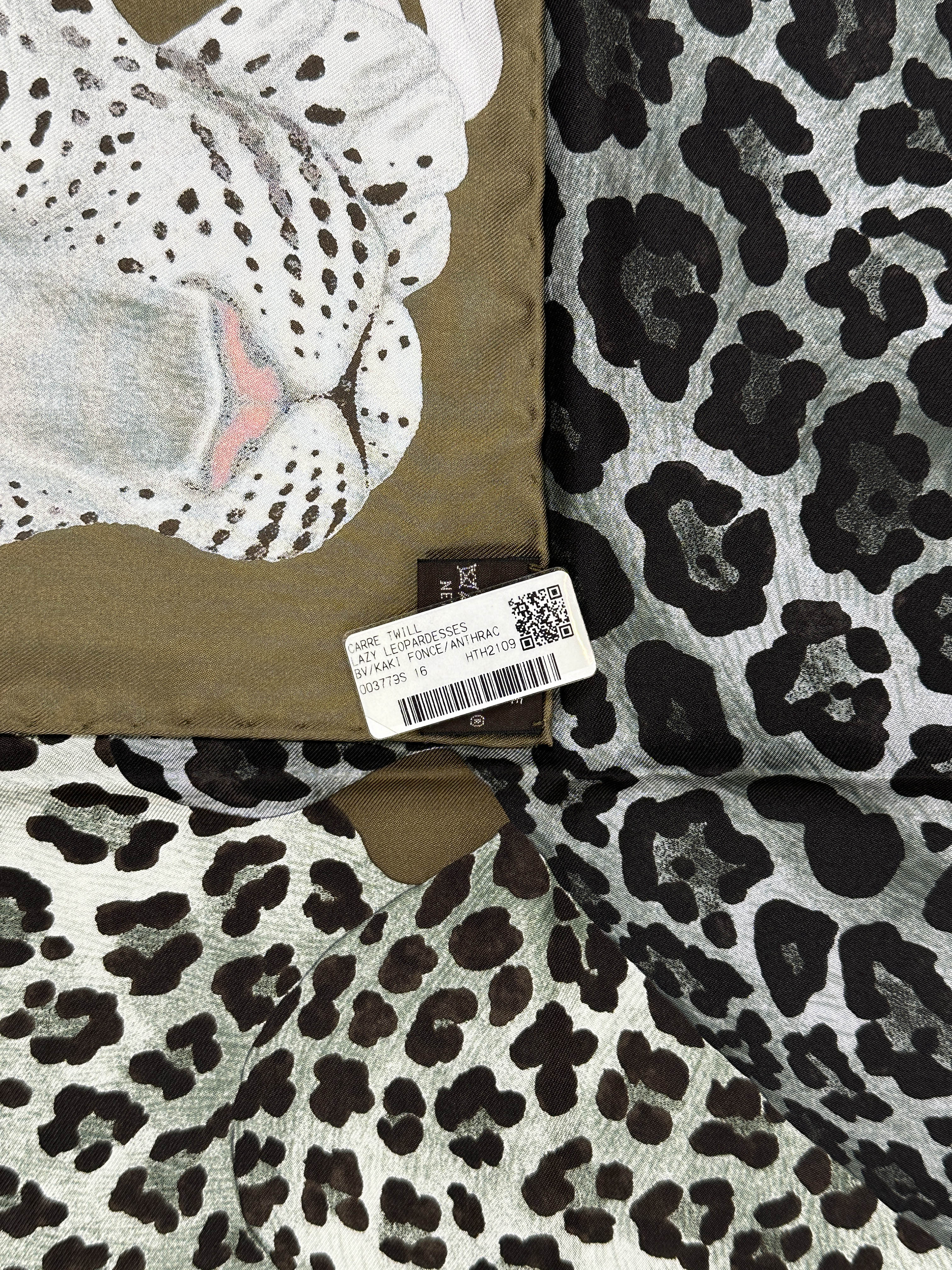 Hermès Lazy Leopardesses 90