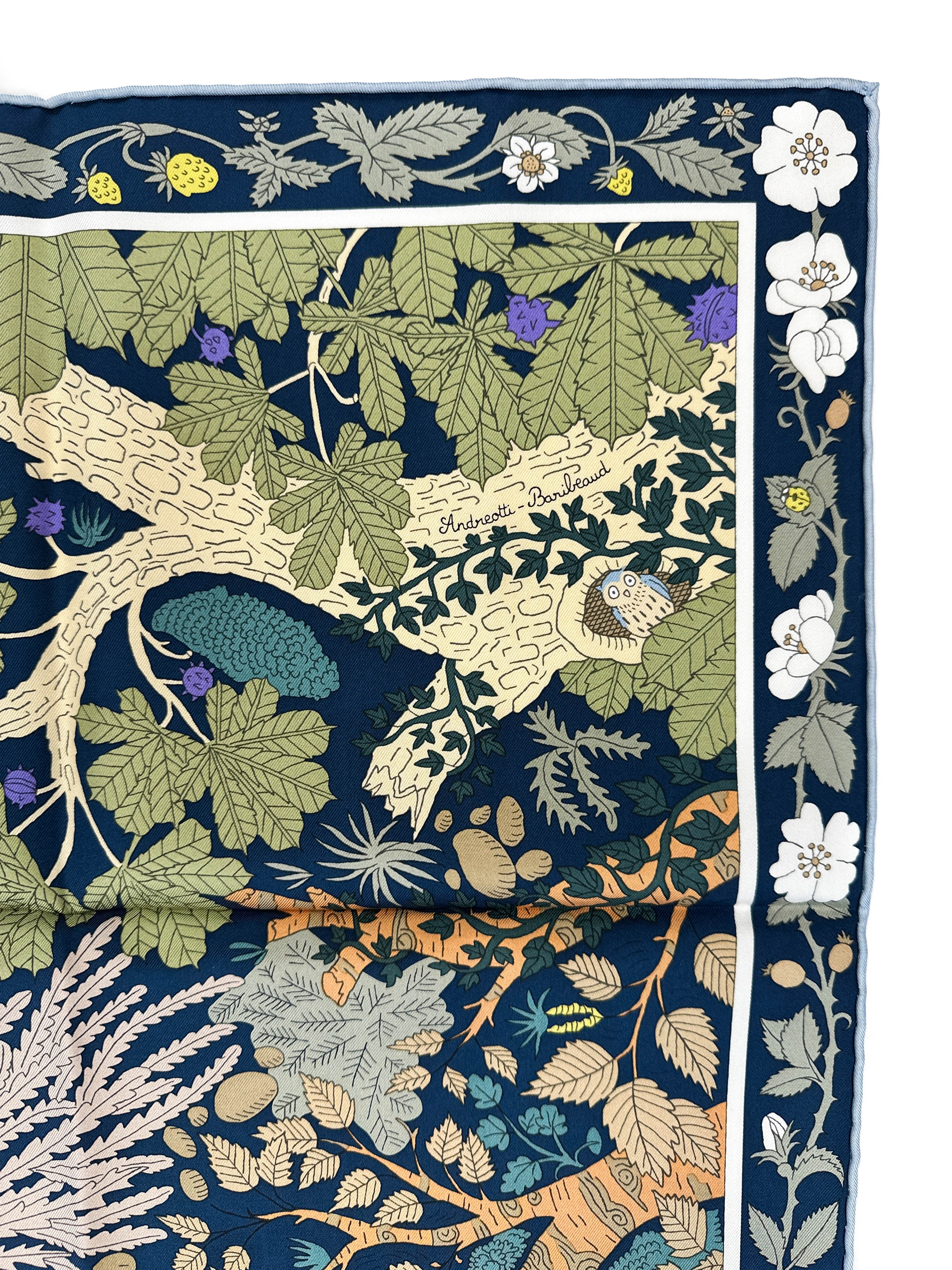 t*o様 24時間値下げ！HERMES　Mieux d'Artistes 青と白 Hermès Dans Les Bras de Selene 90