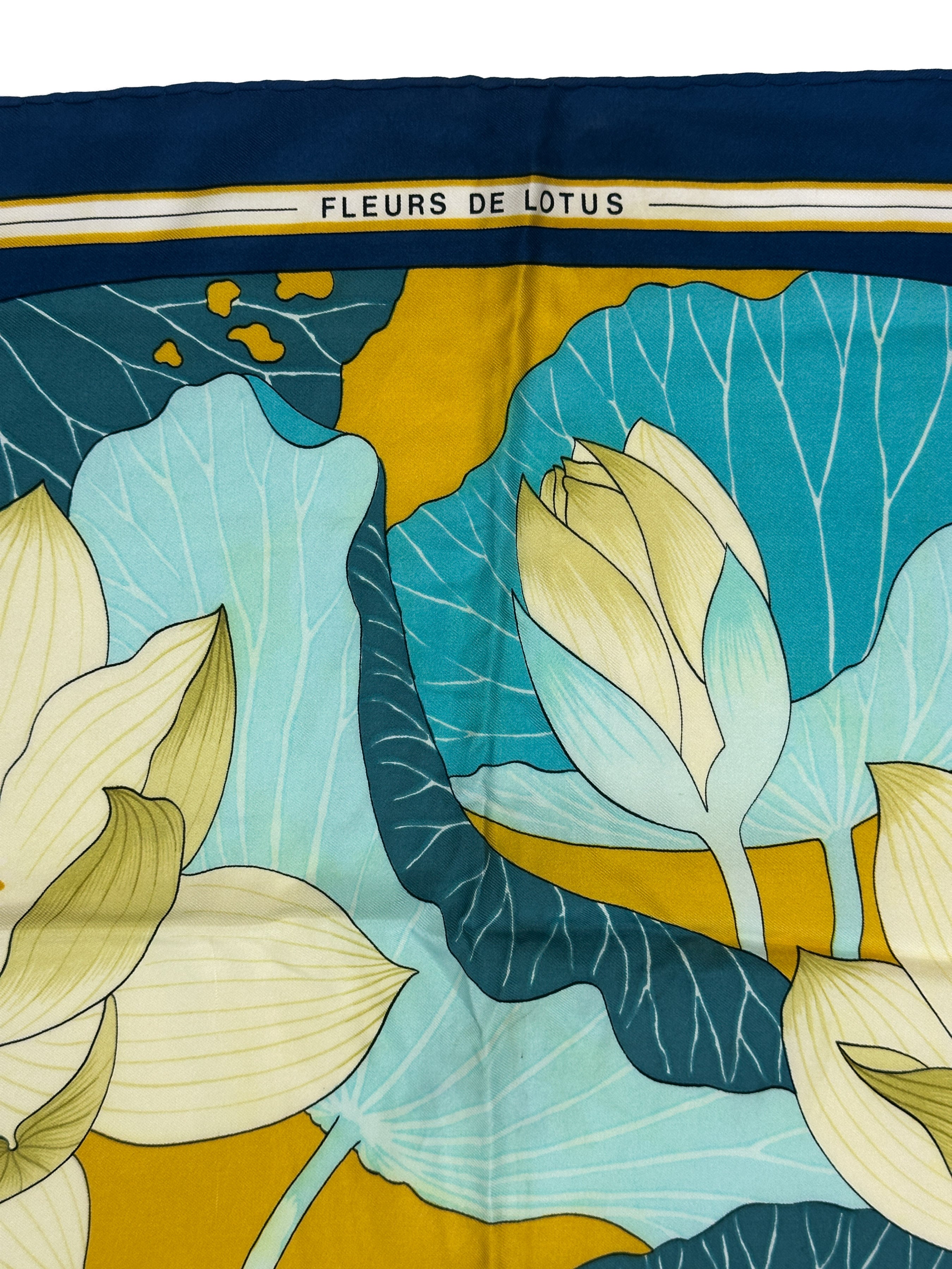 Hermès Fleurs de Lotus 90