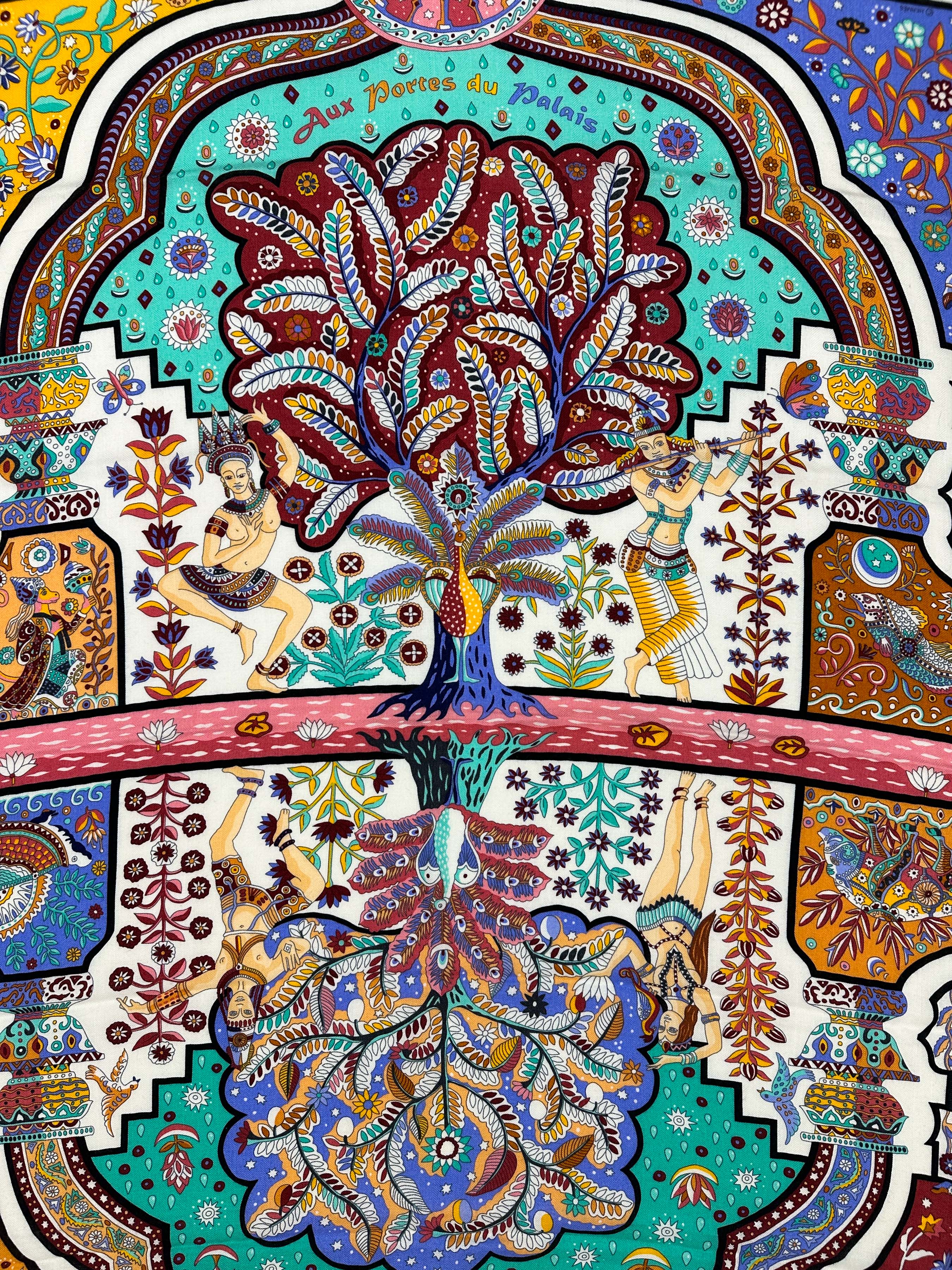 Hermès Aux Portes du Palais Cashmere Silk 140
