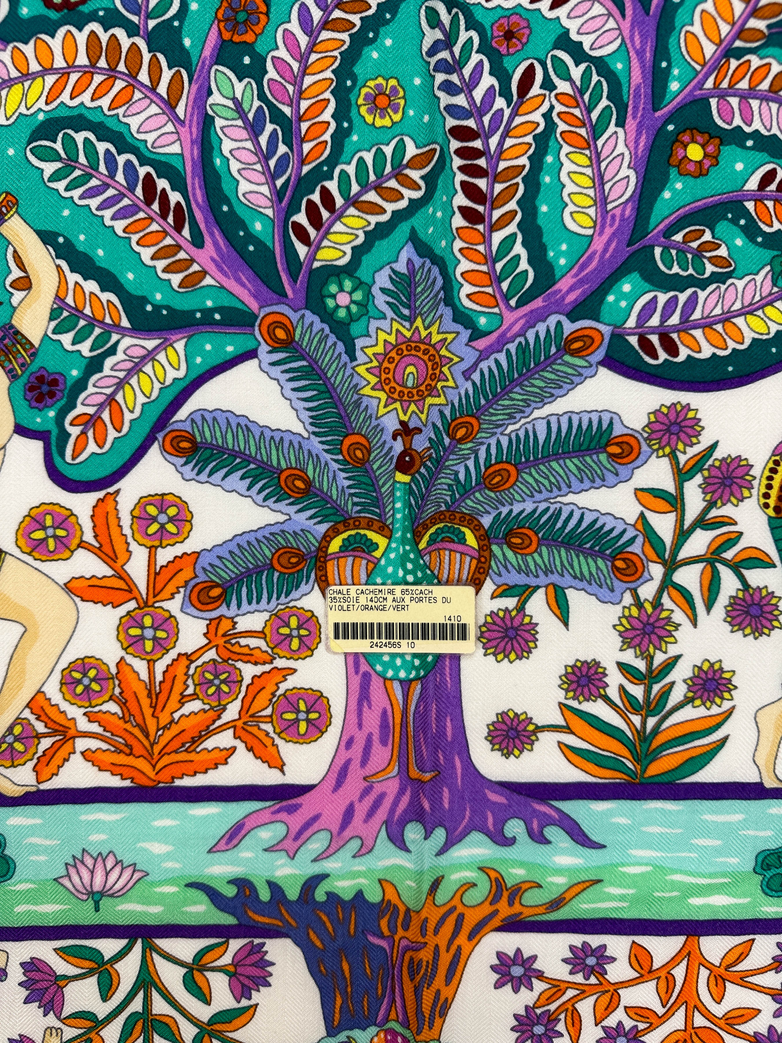 Hermès Aux Portes du Palais Cashmere Silk 140