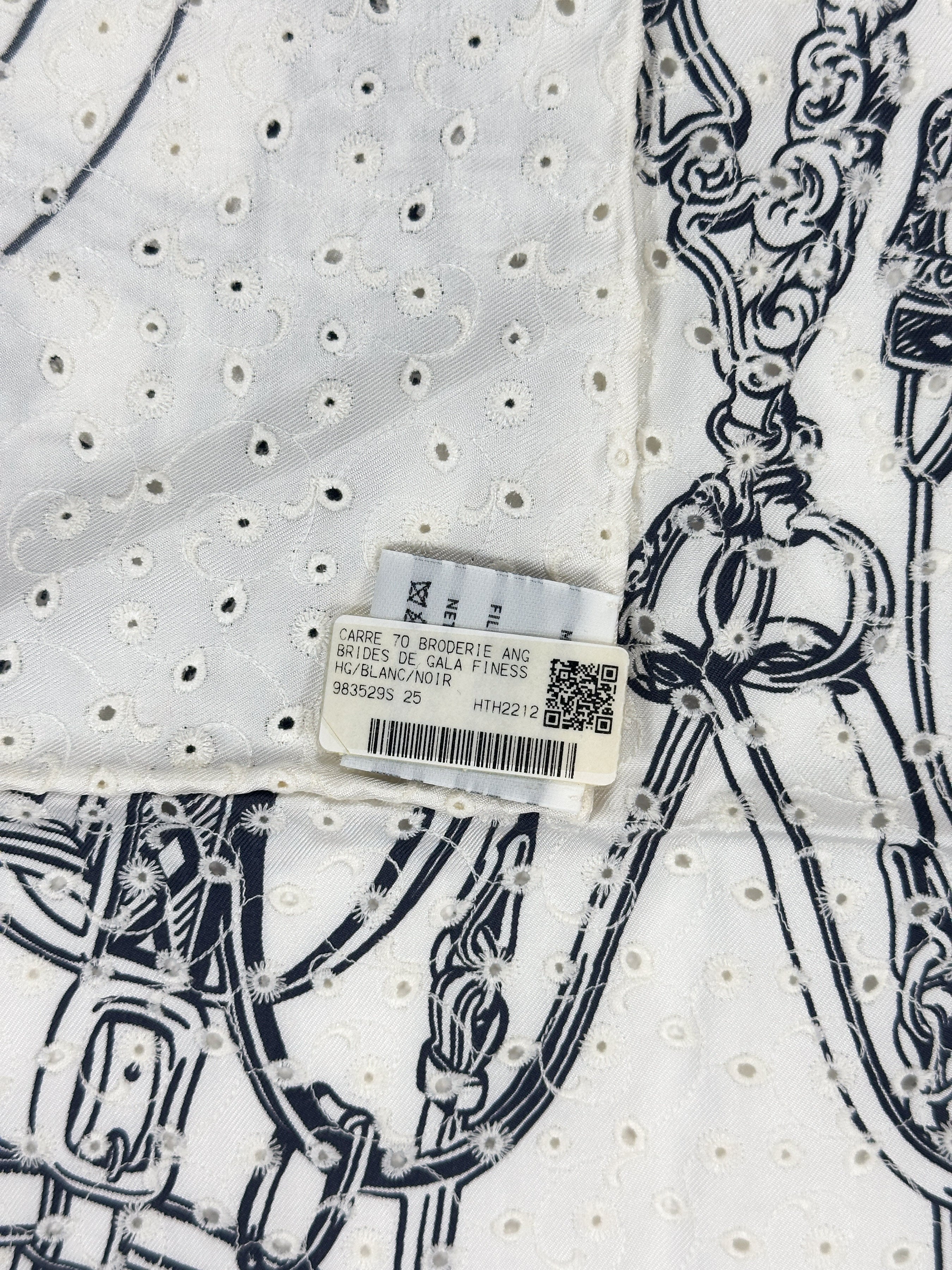 Hermès Brides de Gala Broderie Anglaise 70