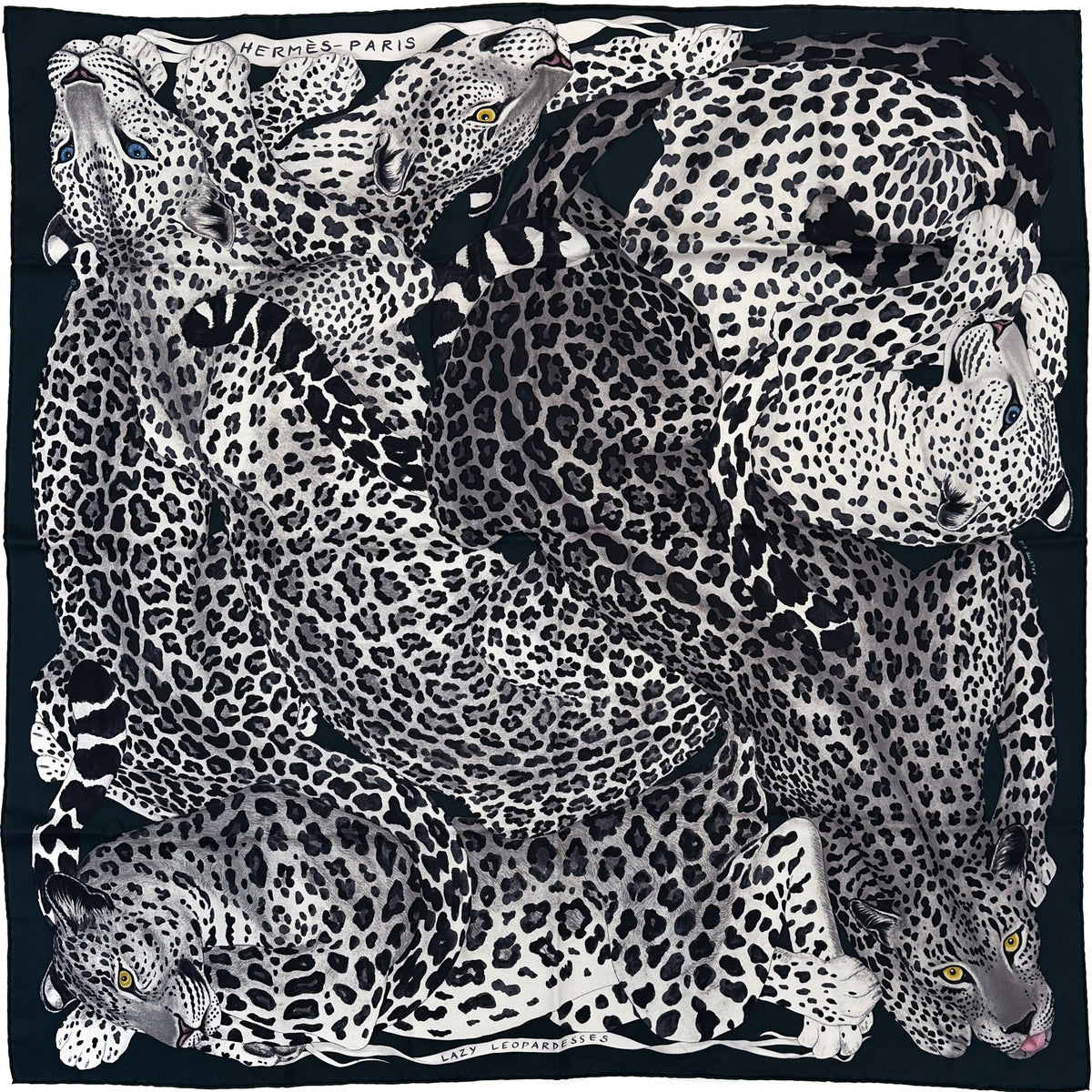 Hermès Lazy Leopardesses 90